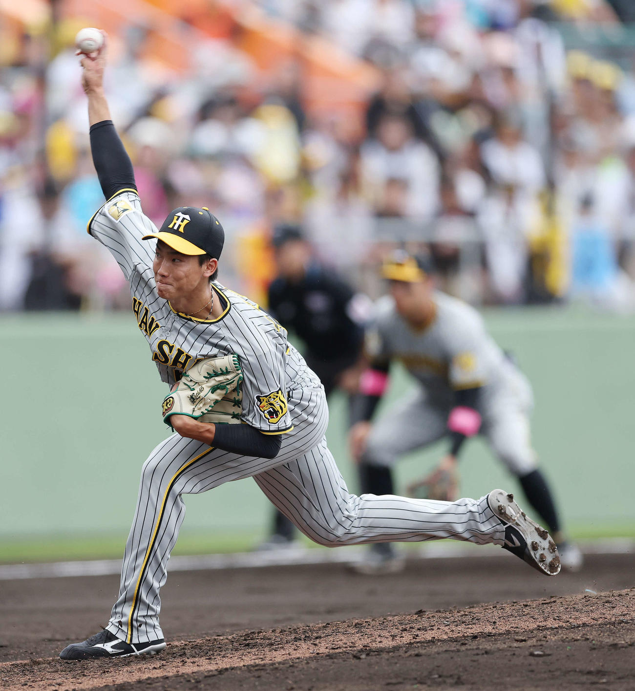 巨人対阪神　7回裏、阪神5番手で登板する湯浅（撮影・河田真司）
