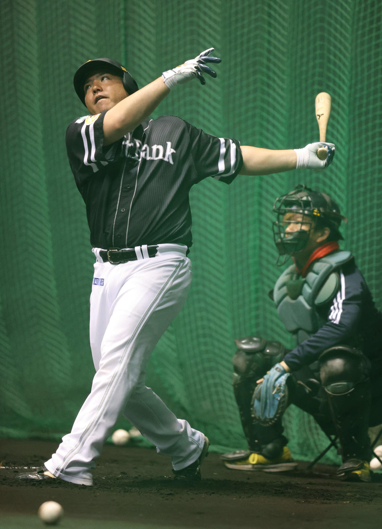 打撃練習をする山川（撮影・梅根麻紀）