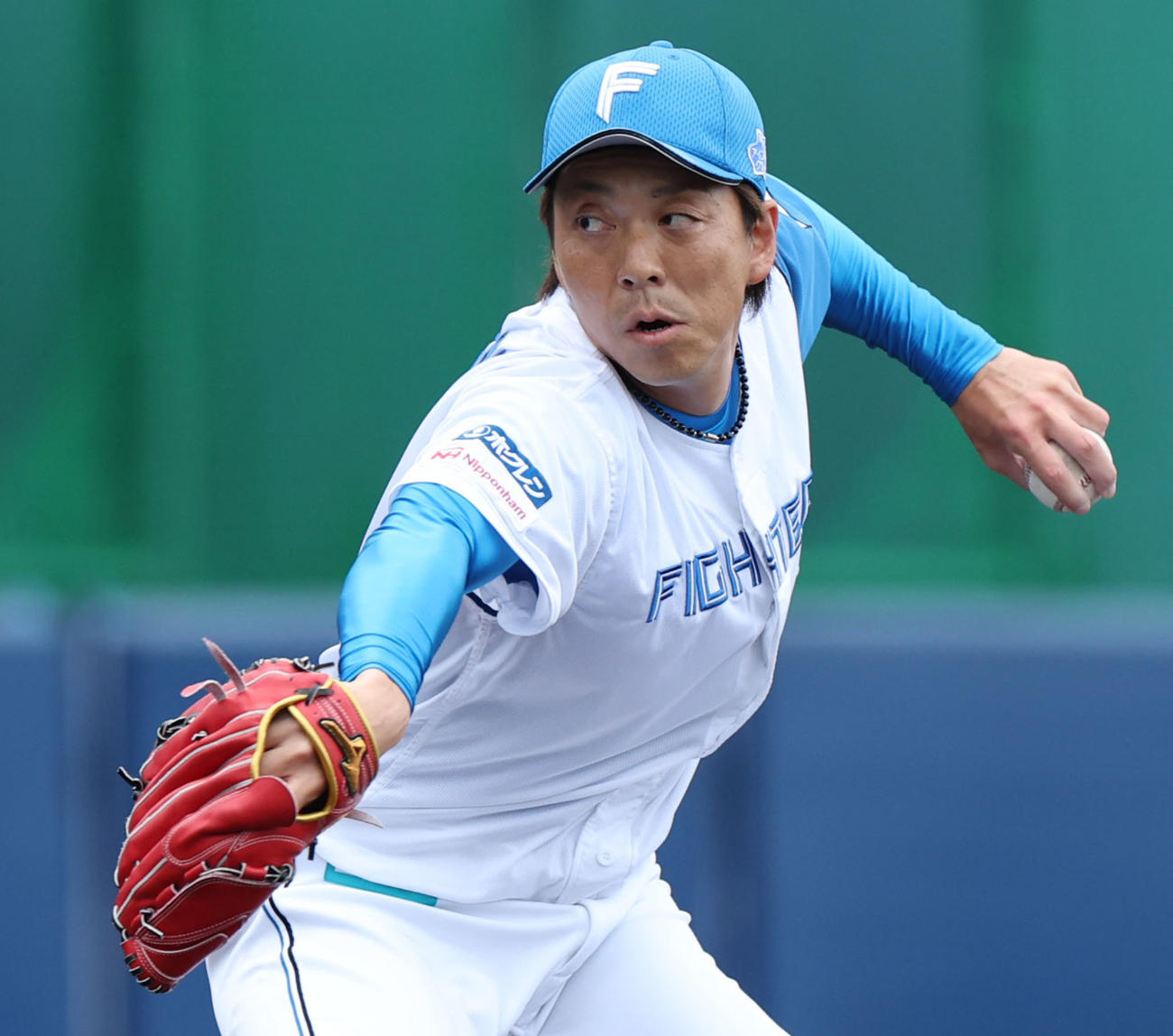 日本ハム対サムスン　日本ハム2番手で登板する宮西（撮影・佐藤翔太）