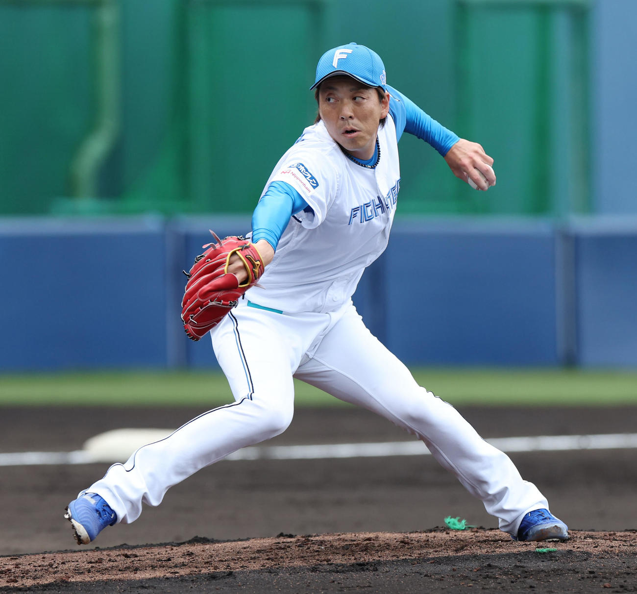 日本ハム対サムスン　日本ハム2番手で登板する宮西（撮影・佐藤翔太）