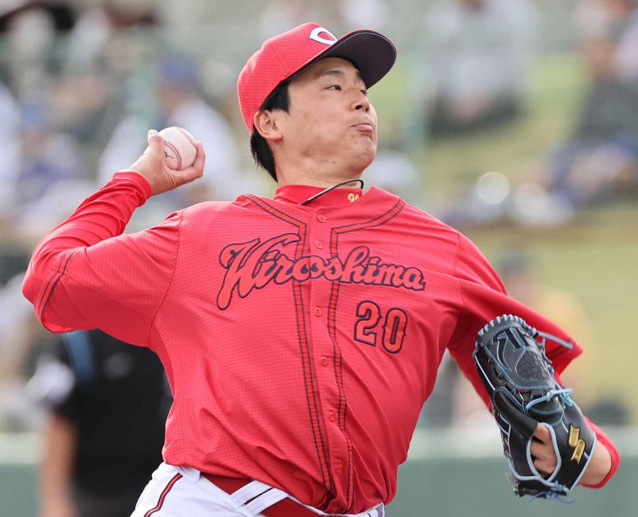 中日対広島　7回裏中日、広島3番手の栗林（撮影・加藤孝規）