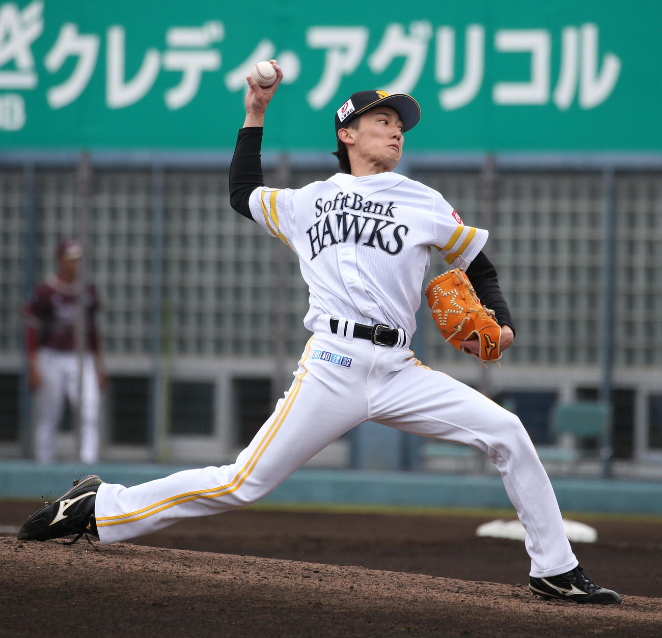 ソフトバンク対楽天モンキーズ　ソフトバンク先発の大津（撮影・冨田成美）