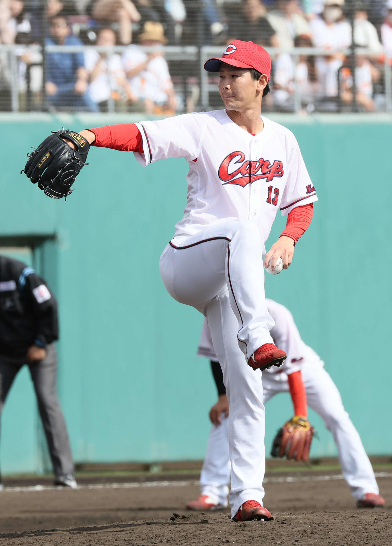 広島対巨人　5回表巨人、広島3番手の森浦（撮影・加藤孝規）