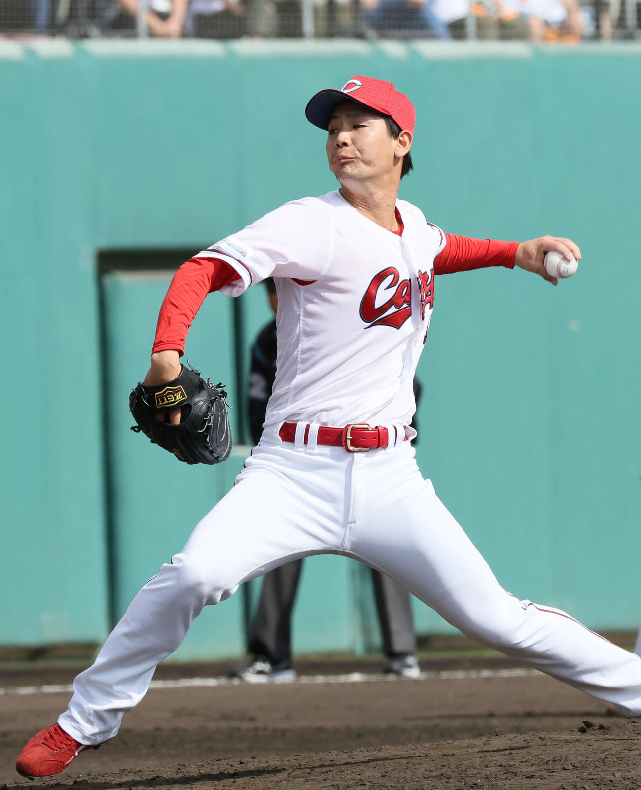 広島対巨人　5回表巨人、広島3番手の森浦（撮影・加藤孝規）