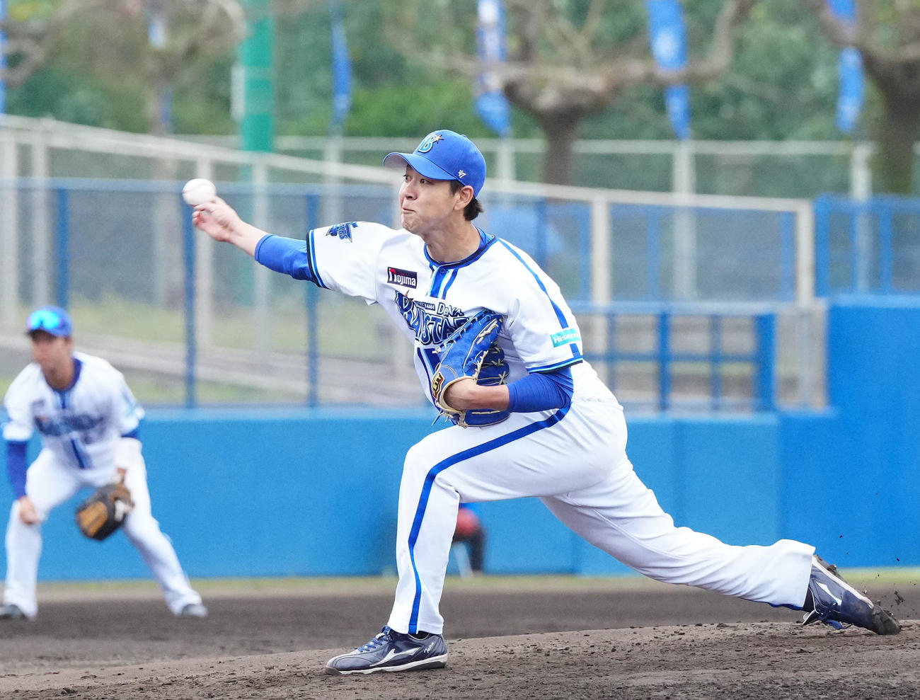 DeNA対楽天　DeNA先発の平良（撮影・江口和貴）