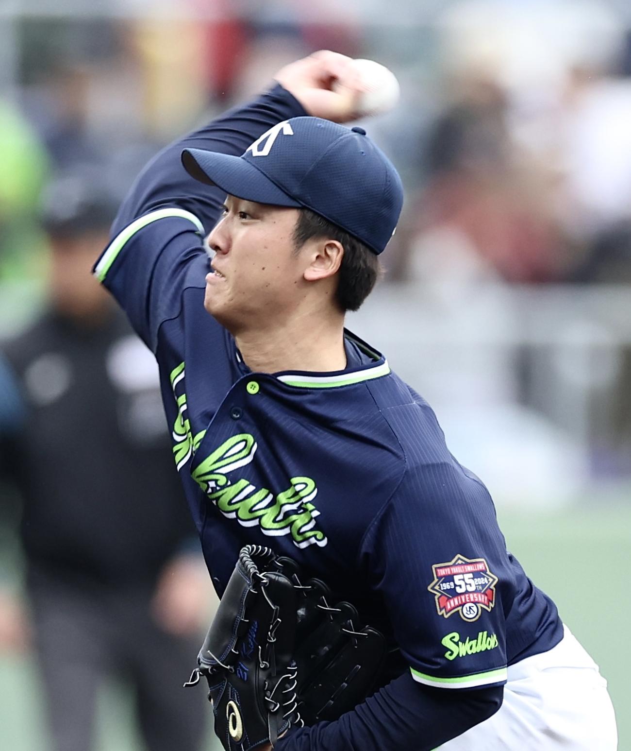 巨人対ヤクルト　6回裏、力投する吉村（撮影・河田真司）