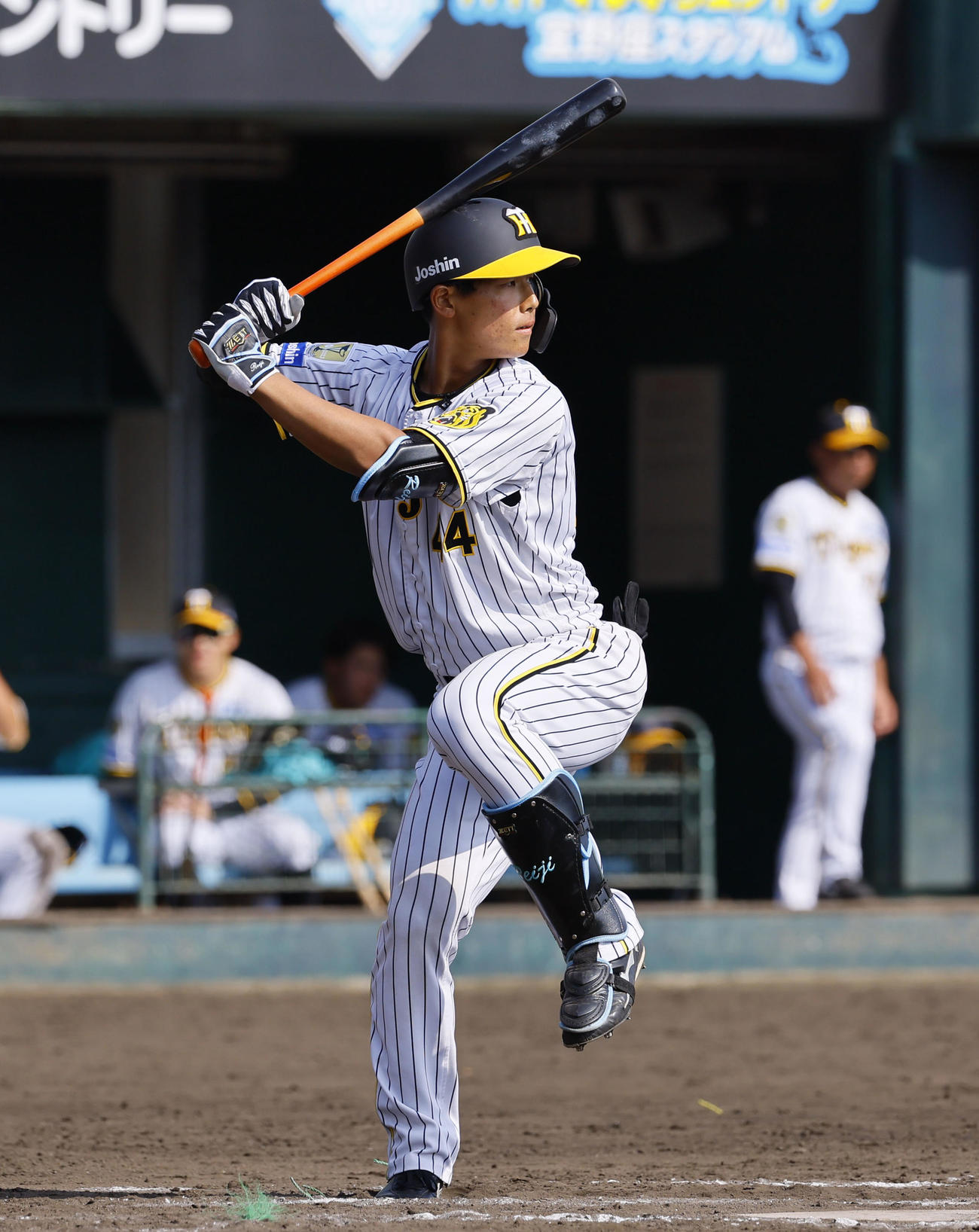 戸井零士＝2024年2月11日