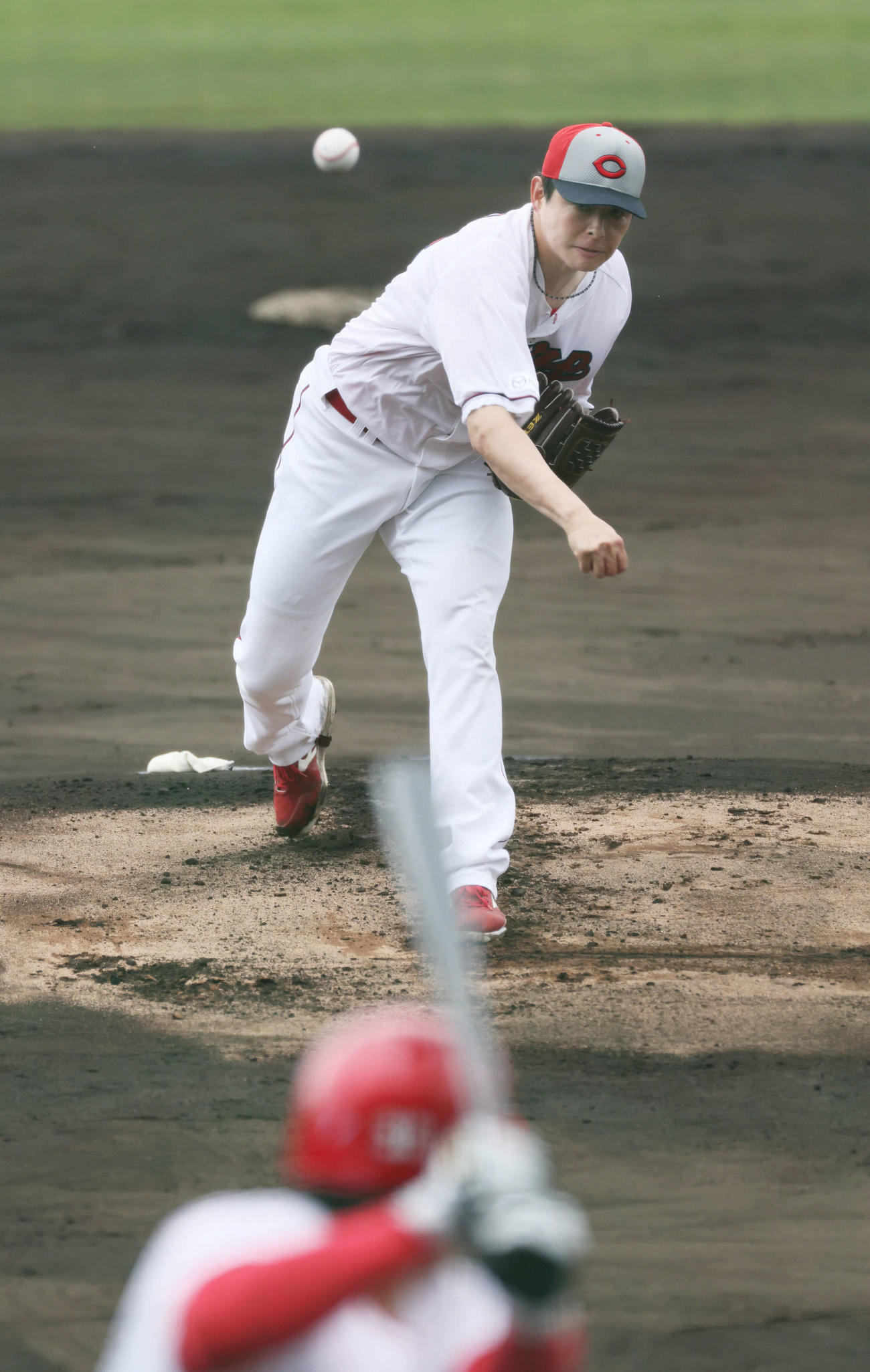 シート打撃に登板した広島大瀬良（撮影・加藤孝規）
