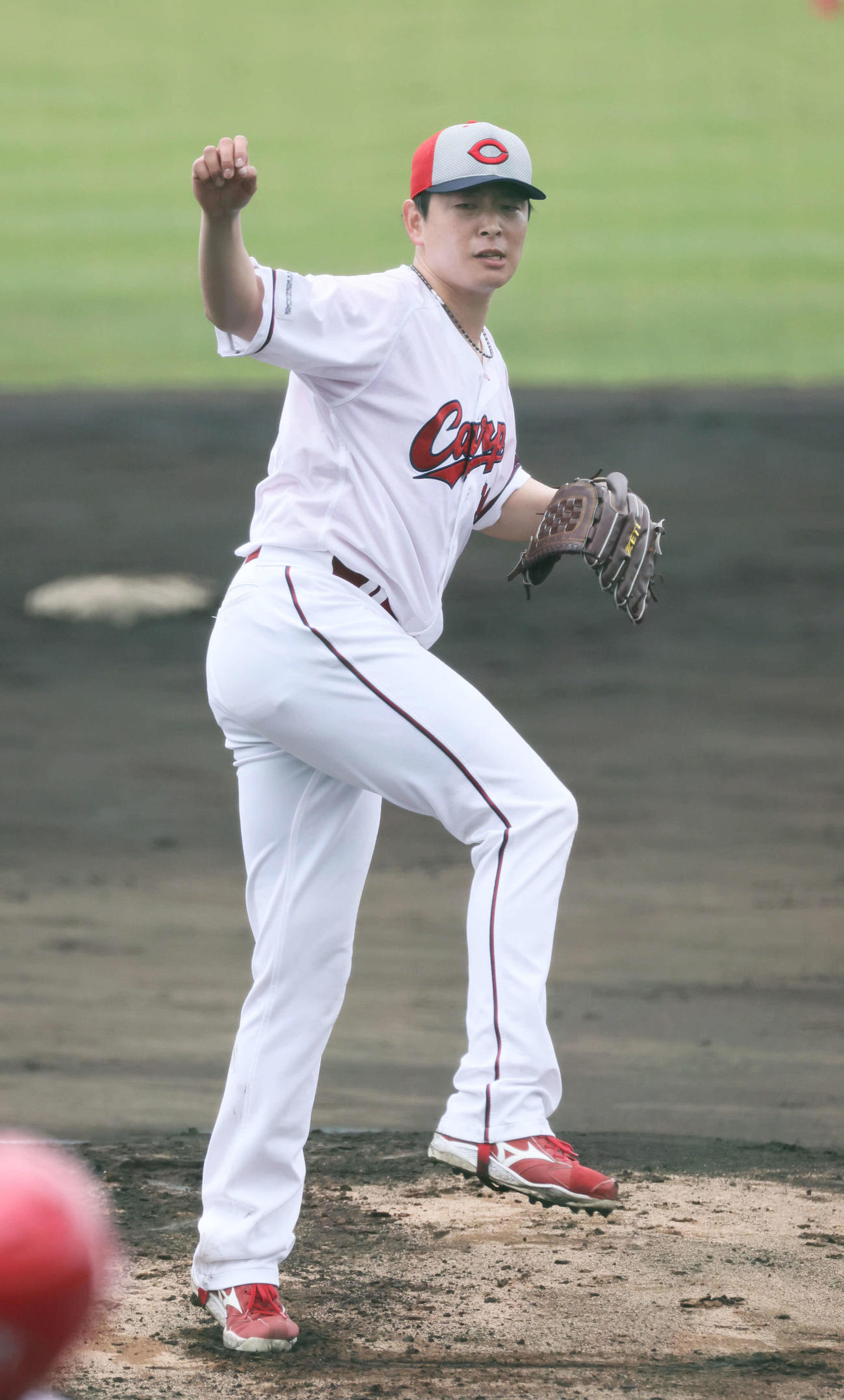 シート打撃に登板した広島大瀬良（撮影・加藤孝規）