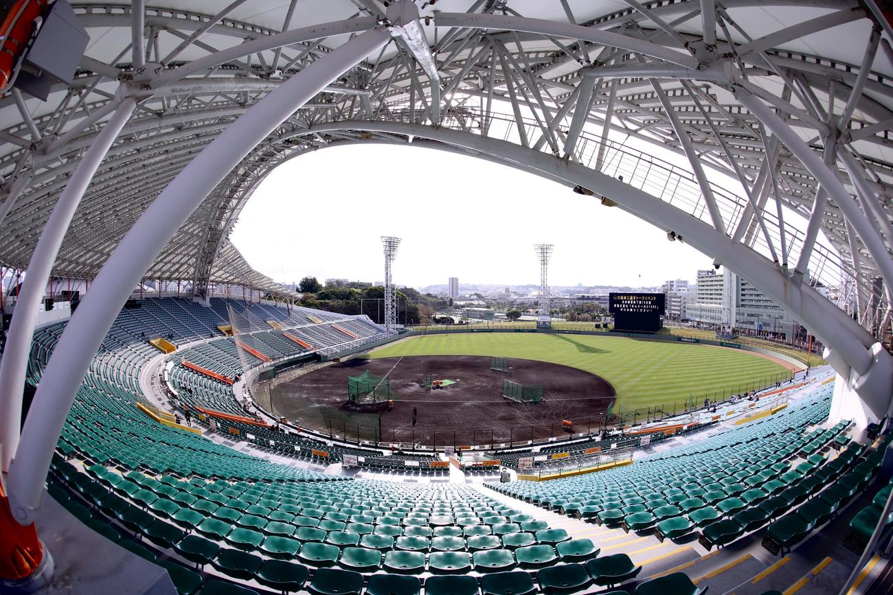 セルラースタジアム那覇（撮影・河田真司）