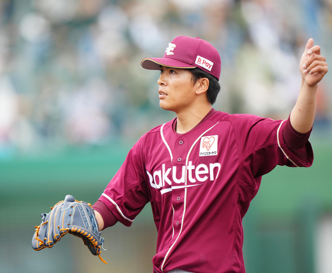 楽天早川隆久（2024年2月23日撮影）