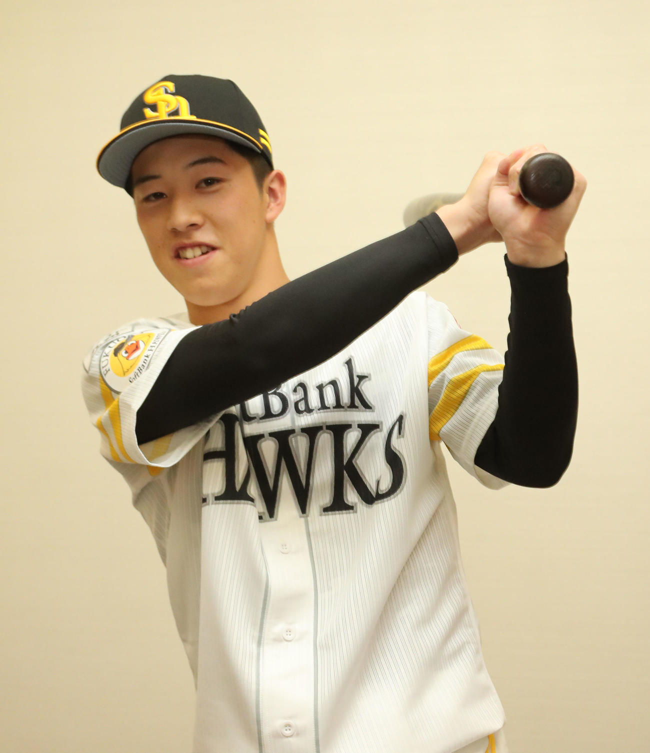 ソフトバンク藤野恵音（2021年12月撮影）