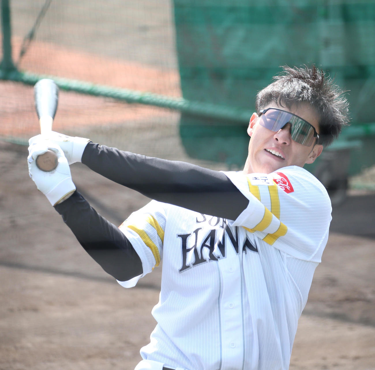 打撃練習を行うソフトバンク柳田（撮影・冨田成美）
