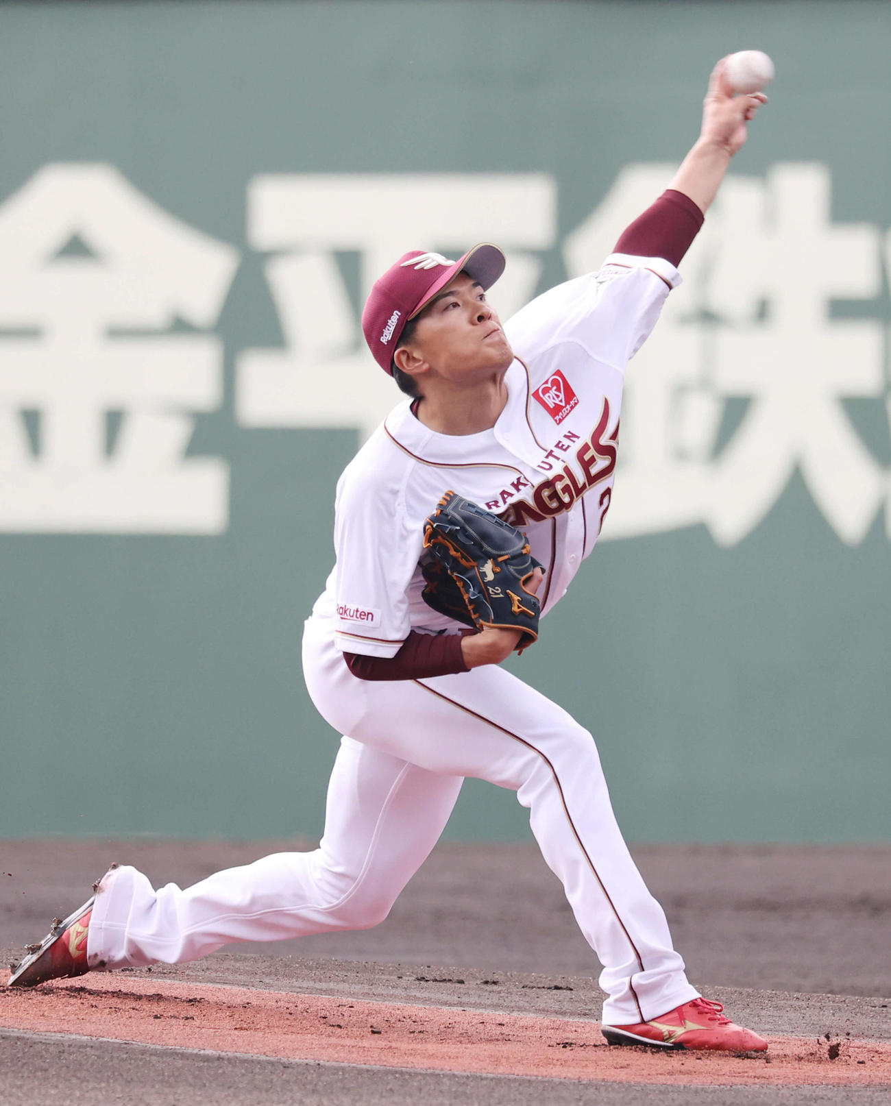 楽天対広島　楽天先発の早川（撮影・加藤孝規）