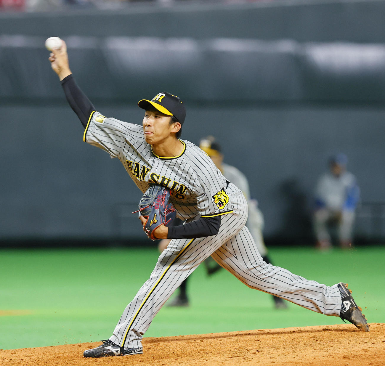 日本ハム対阪神　6回、3番手で登板した茨木（撮影・藤尾明華）