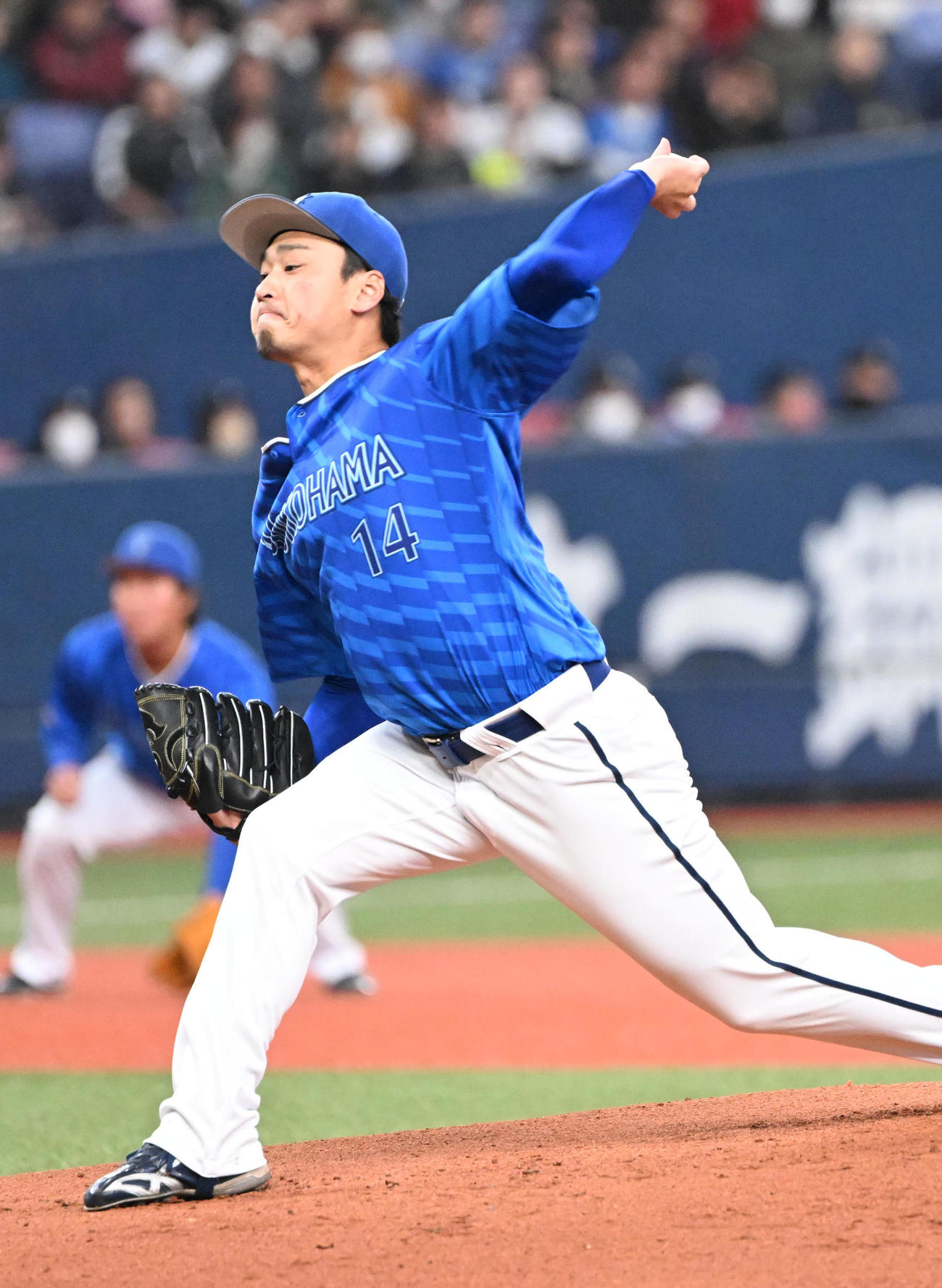 オリックス対DeNA　先発するDeNA石田健（撮影・和賀正仁）