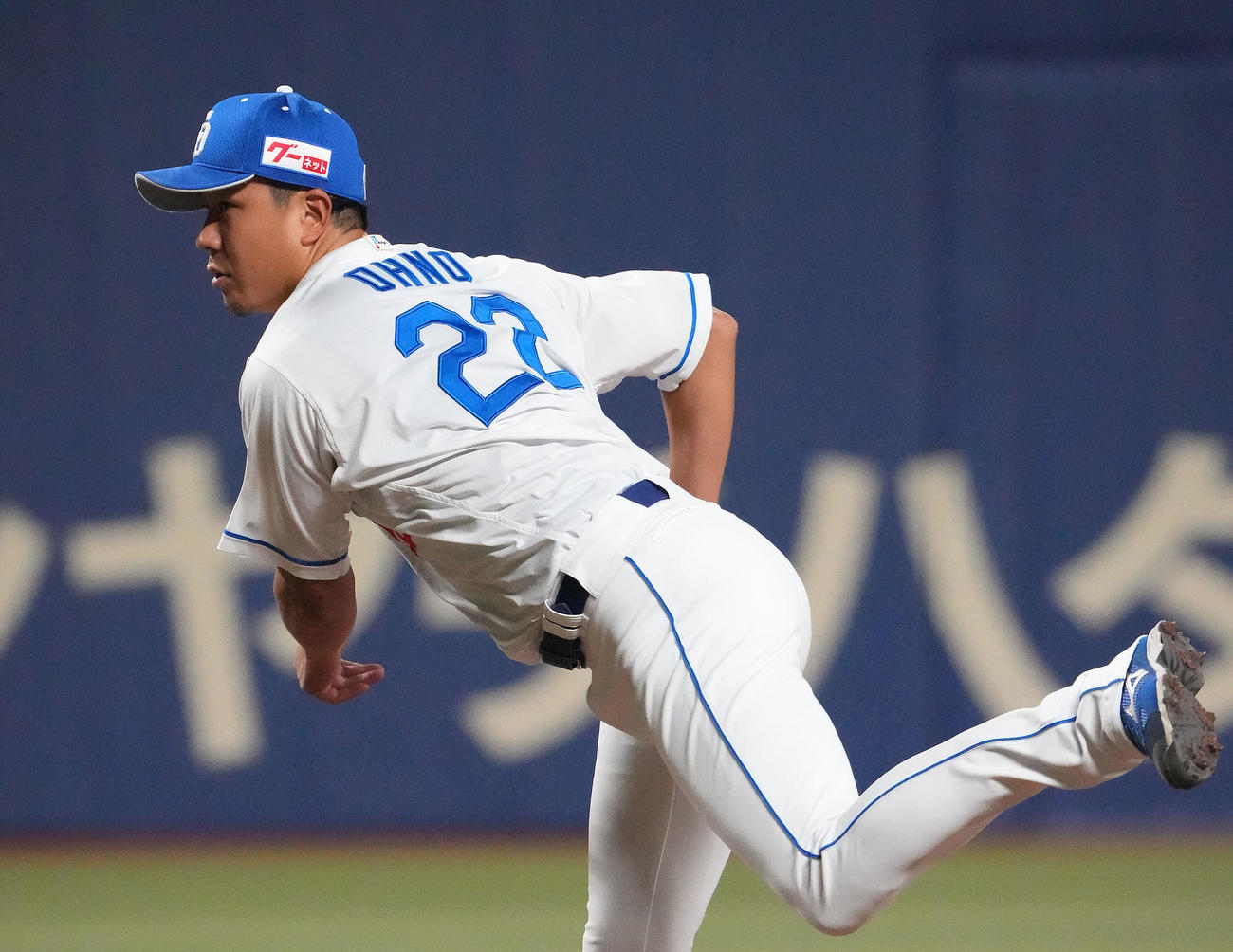 中日対ヤクルト　7回表、力投する中日2番手の大野（撮影・森本幸一）