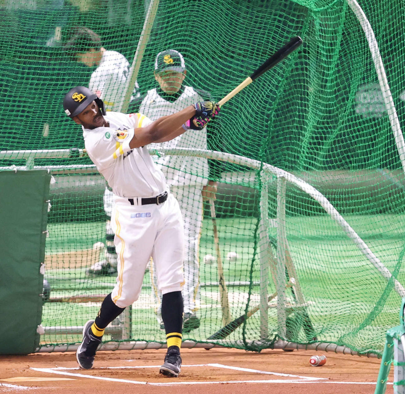 打撃練習をするウォーカー（撮影・梅根麻紀）