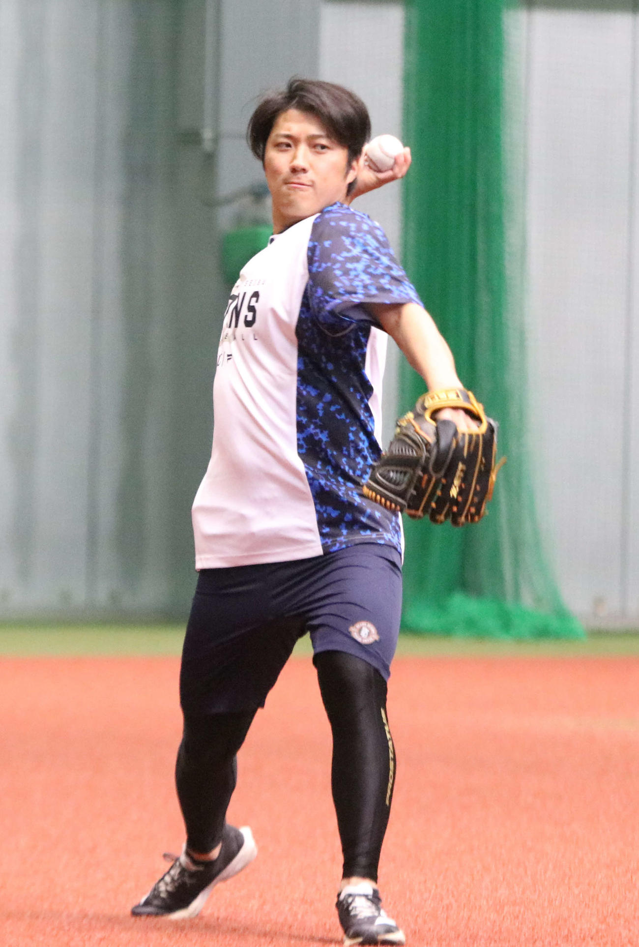自主練習を行った西武糸川（撮影・山崎純一）