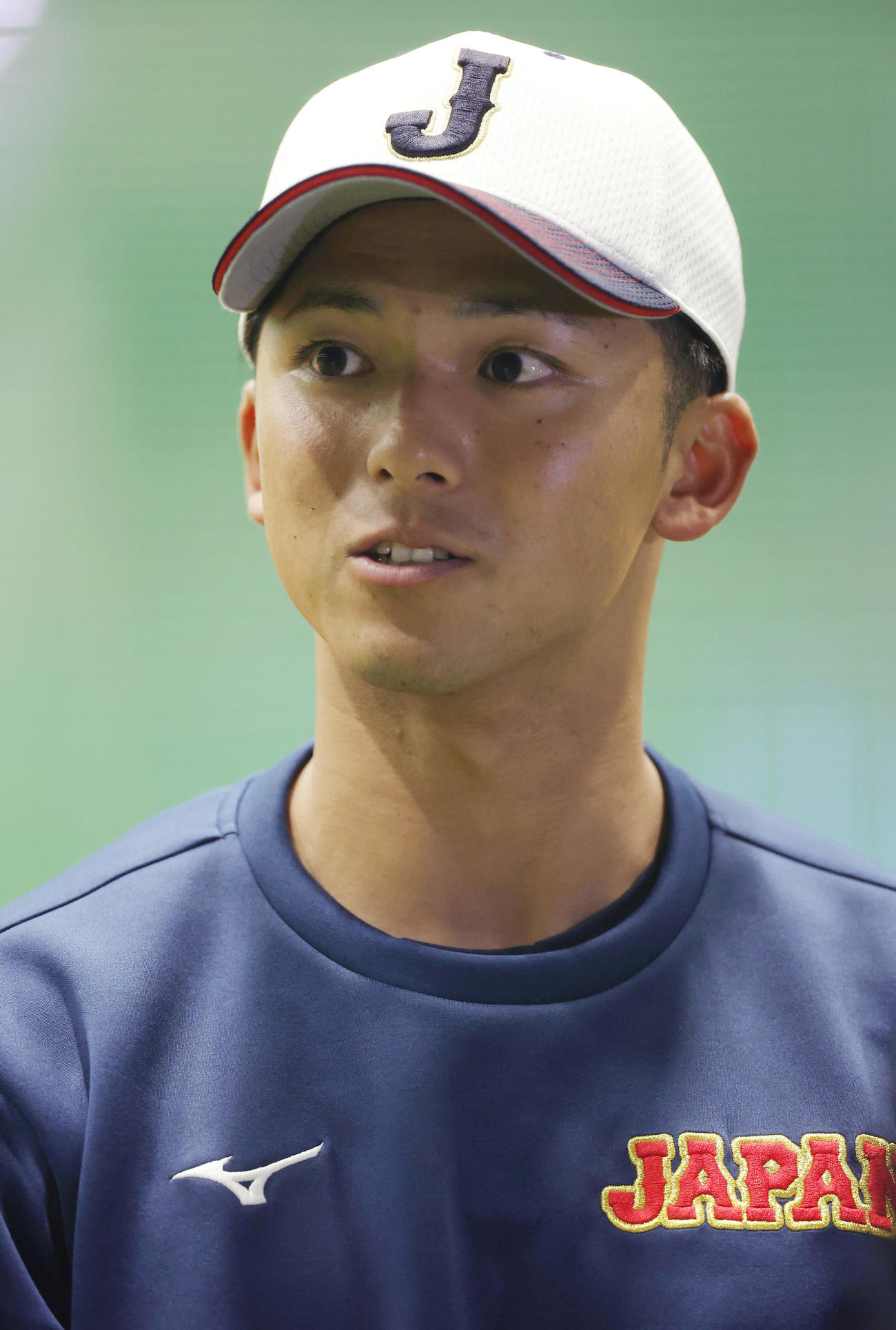 練習後、取材に応じる宗山（撮影・前田充）