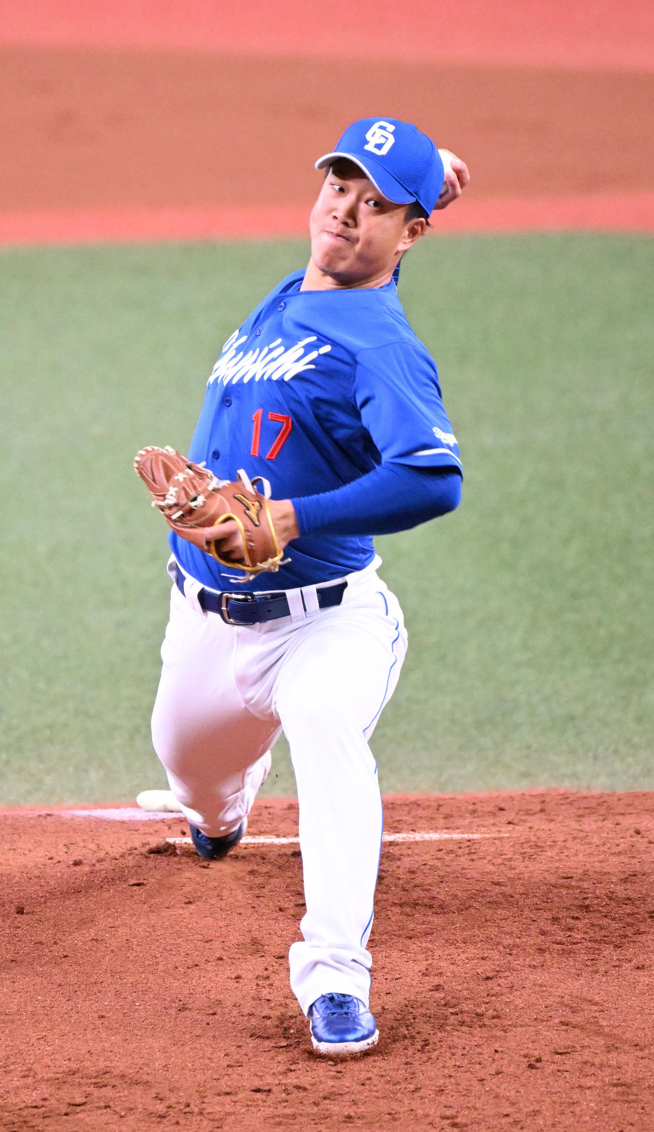 オリックス対中日　先発する中日柳（撮影・和賀正仁）