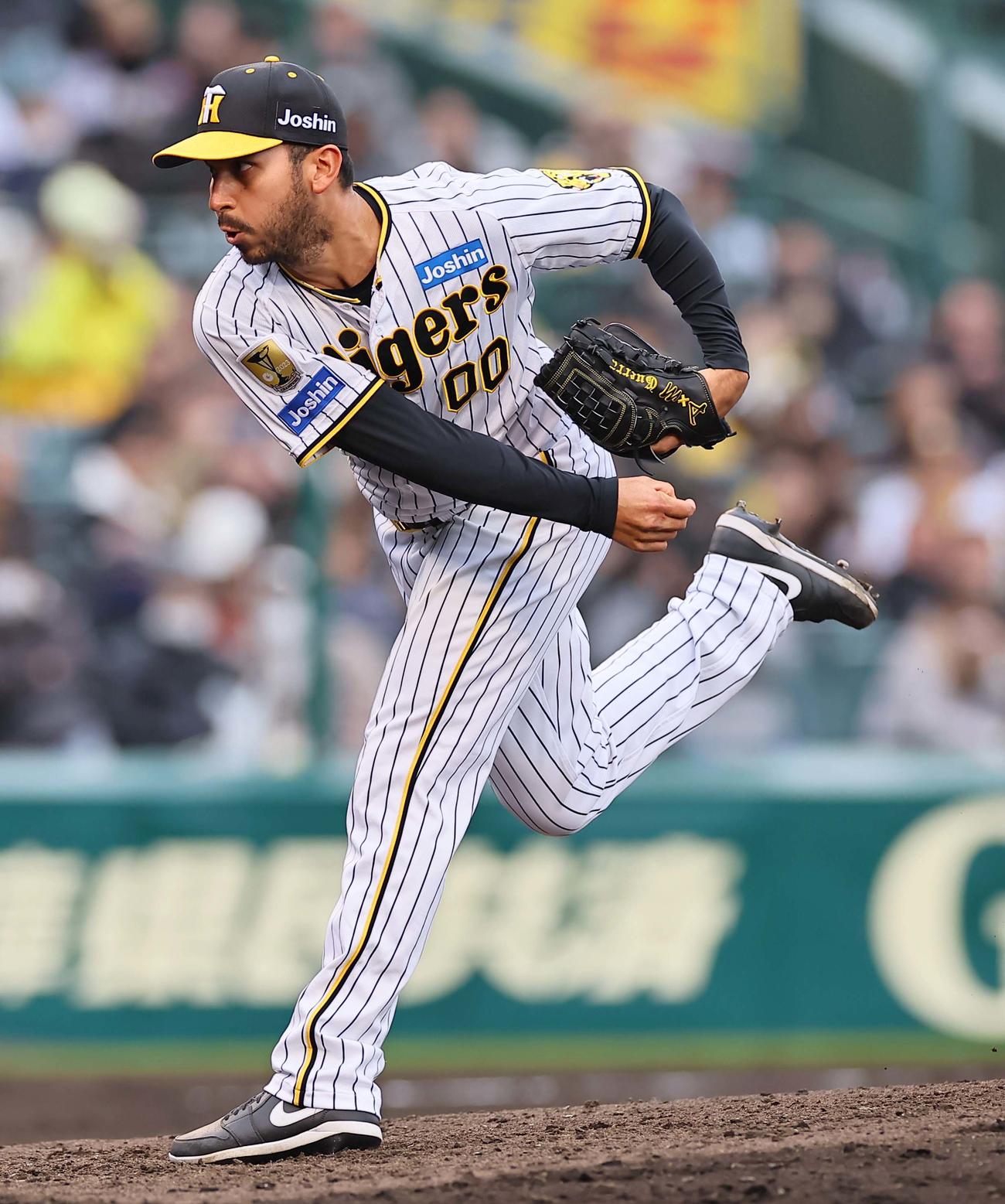 阪神対楽天オープン戦　阪神4番手のゲラ（撮影・上田博志）