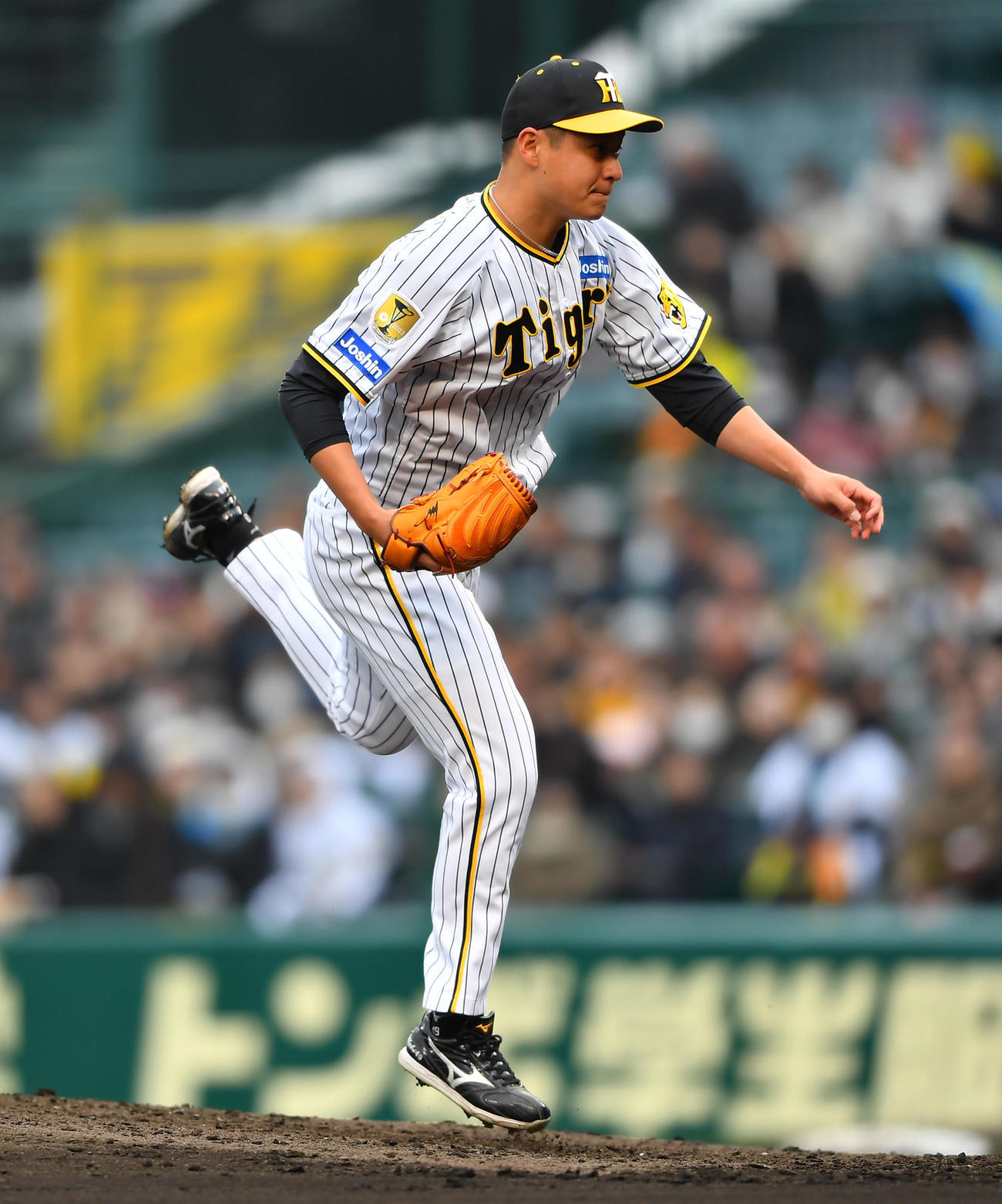 阪神対楽天　6回から登板する阪神大竹（撮影・清水貴仁）