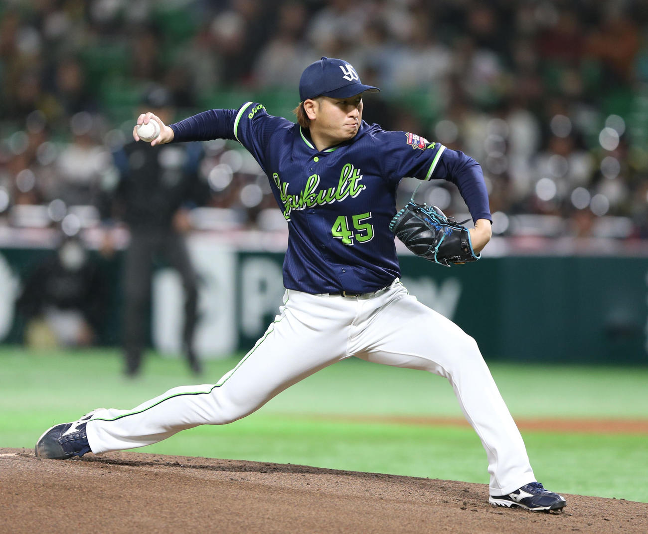 ソフトバンク対ヤクルト　ヤクルト先発の小沢（撮影・冨田成美）