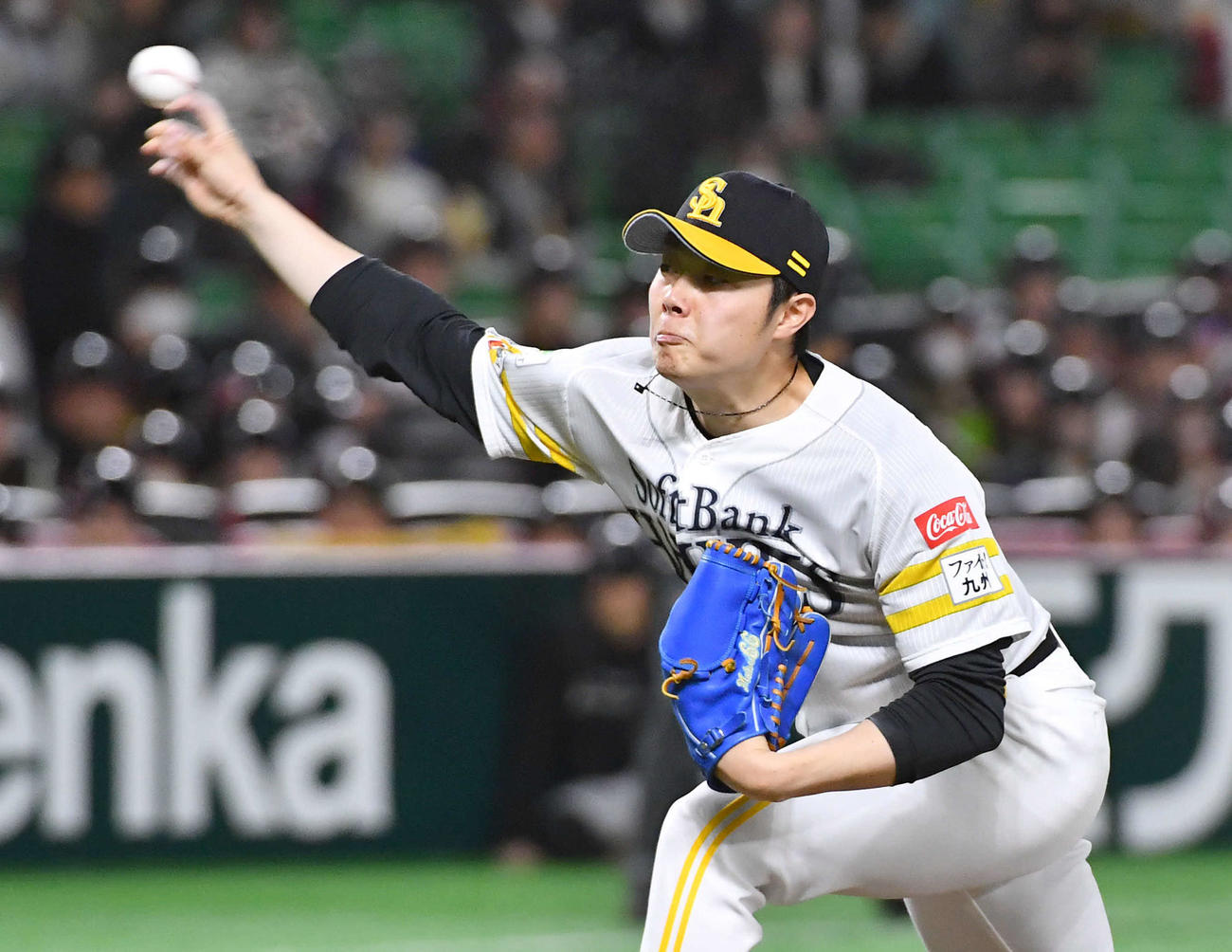 ソフトバンク対ヤクルト　9回表から登板した、ソフトバンク6番手の松本裕（撮影・岩下翔太）
