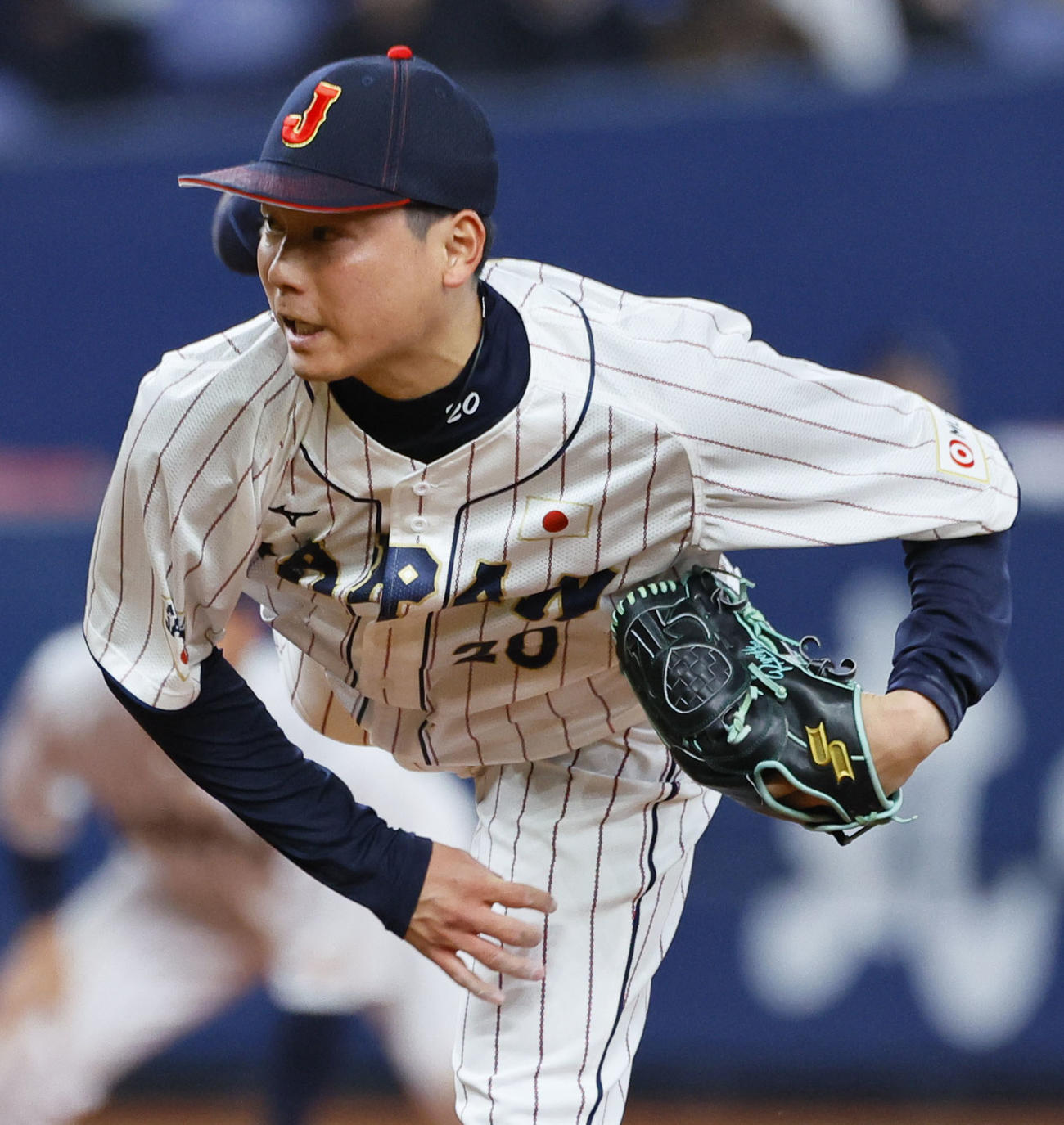 日本対欧州　9回に登板した日本栗林（撮影・藤尾明華）