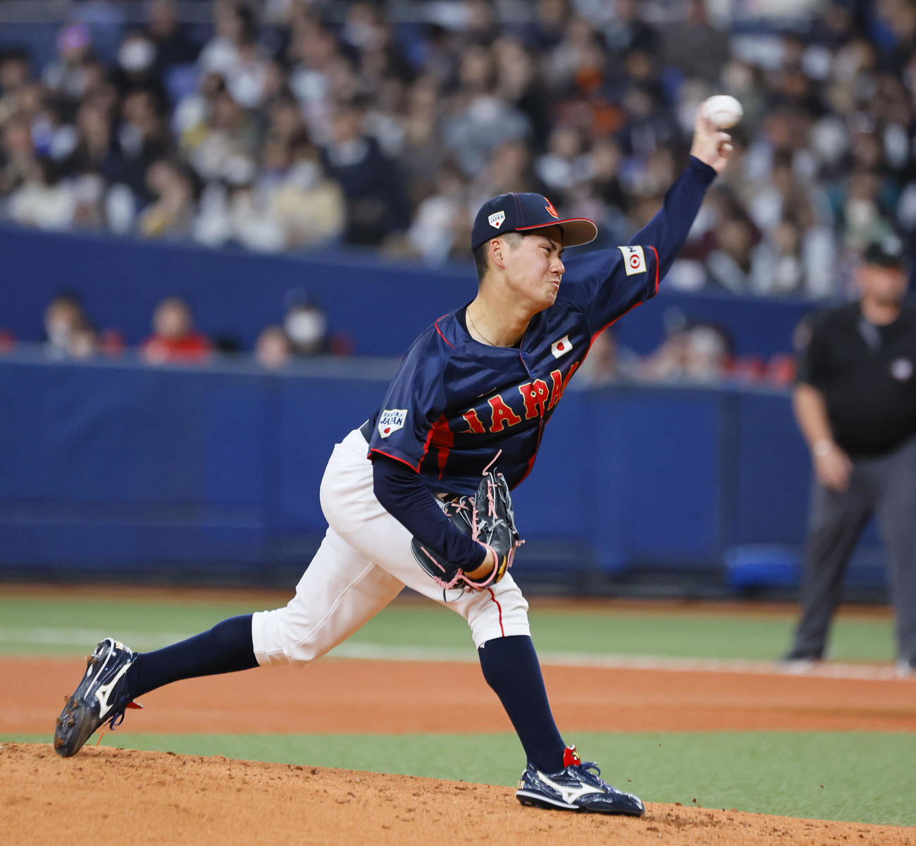 欧州対日本　欧州戦に先発した日本金丸（撮影・藤尾明華）