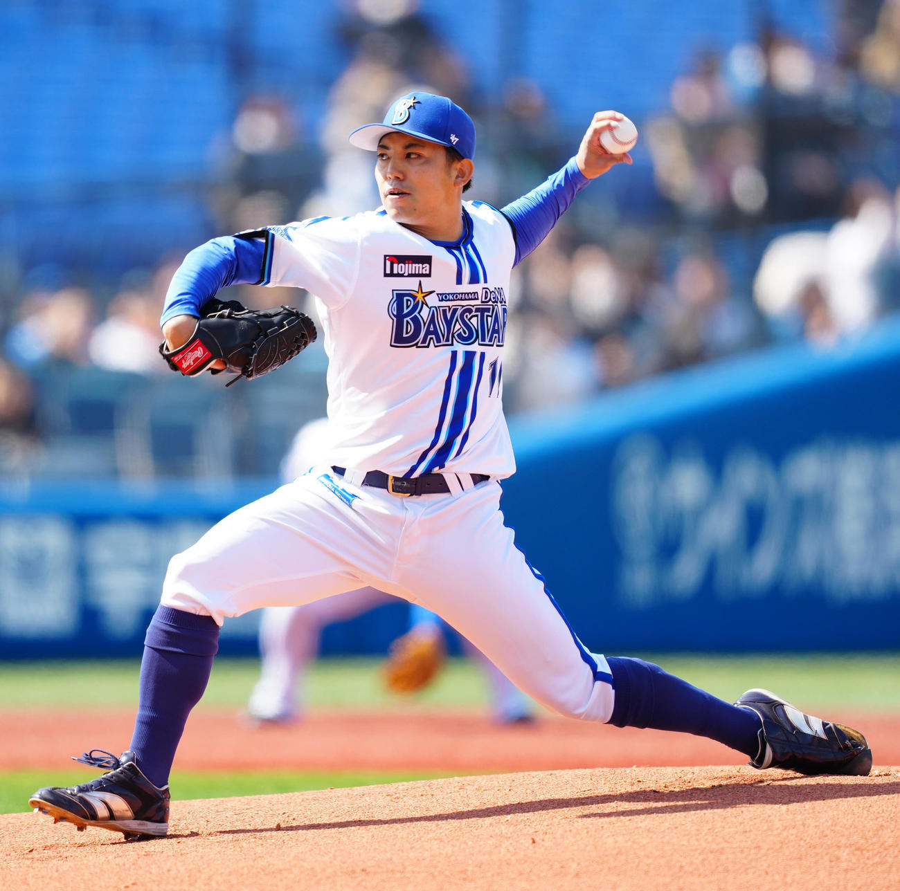 DeNA対日本ハム　DeNA先発の東（撮影・江口和貴）
