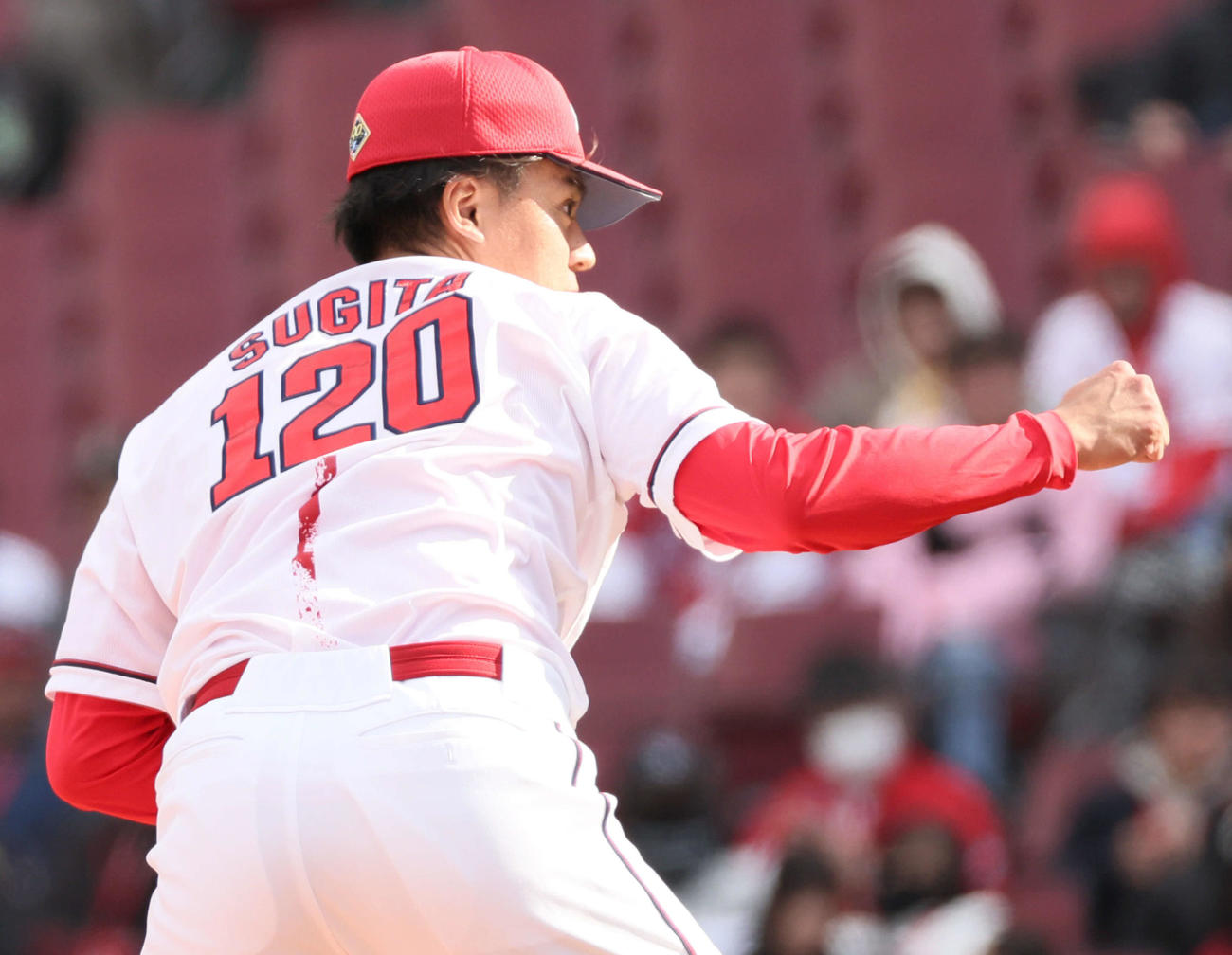 広島対中日　9回表中日、広島5番手、育成1位の杉田（撮影・加藤孝規）