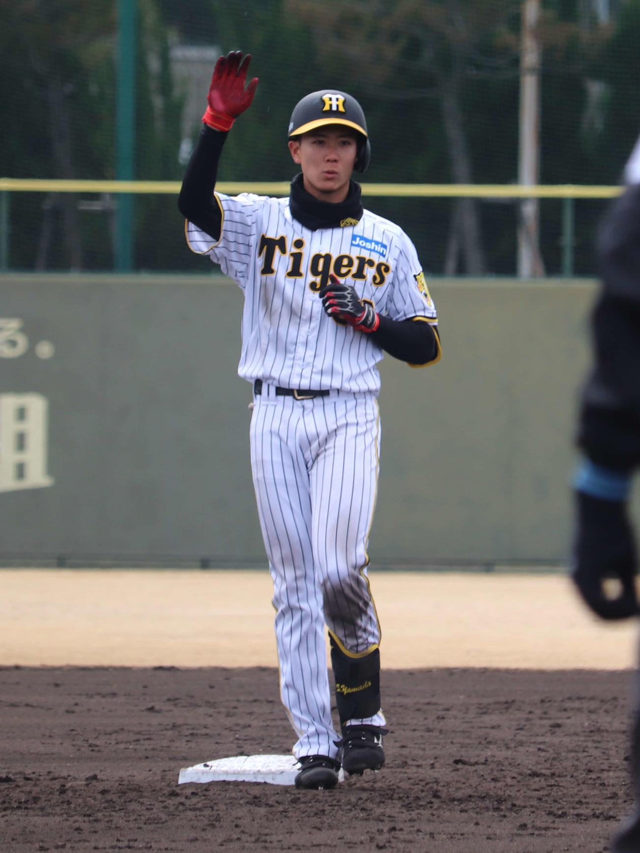 2軍戦で「2番遊撃」でスタメン出場し長打2本を放った阪神山田（撮影・中島麗）