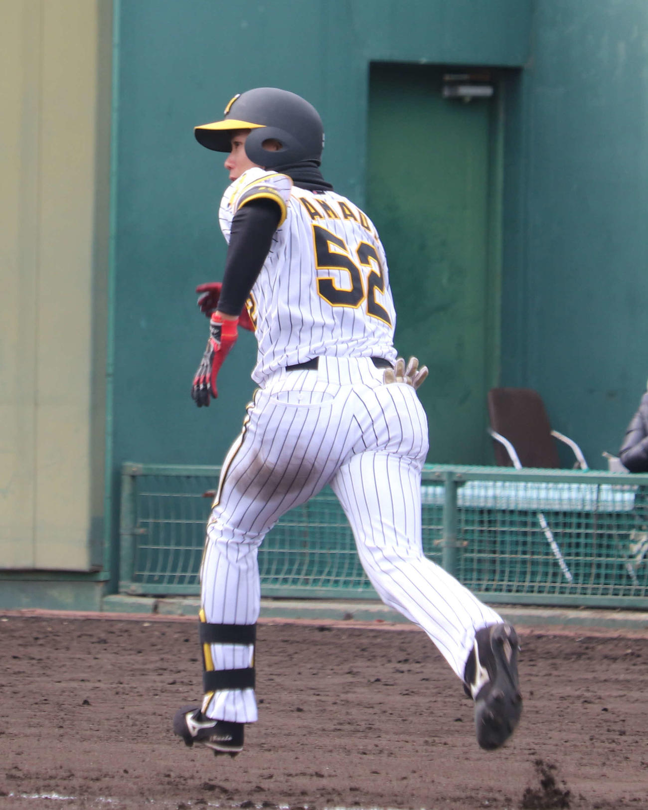 2軍戦で「2番遊撃」でスタメン出場し長打2本を放った山田脩也内野手（18＝仙台育英）（撮影・中島麗）