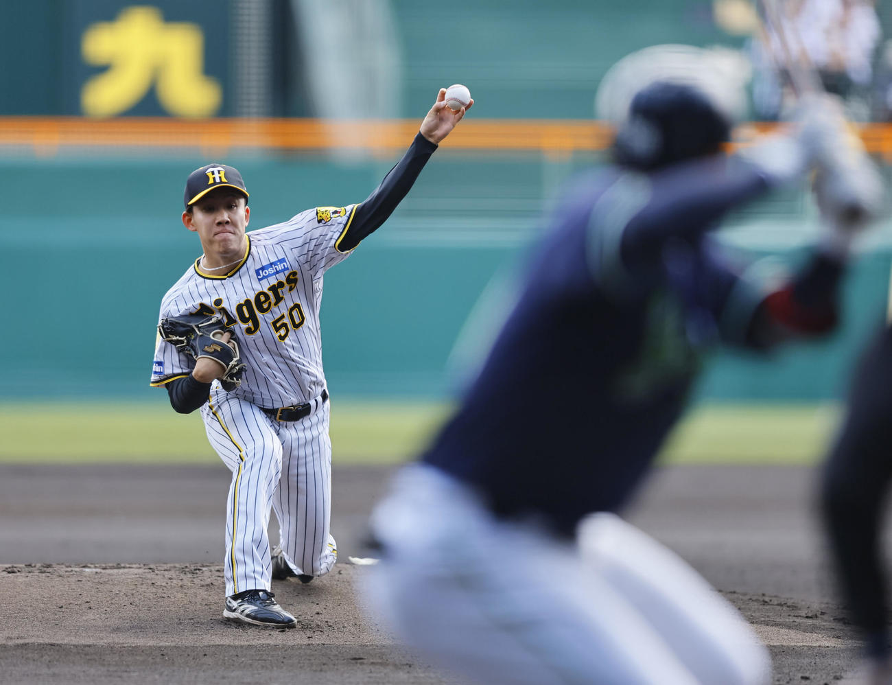 阪神対ヤクルト　ヤクルト戦に先発した阪神富田（撮影・藤尾明華）
