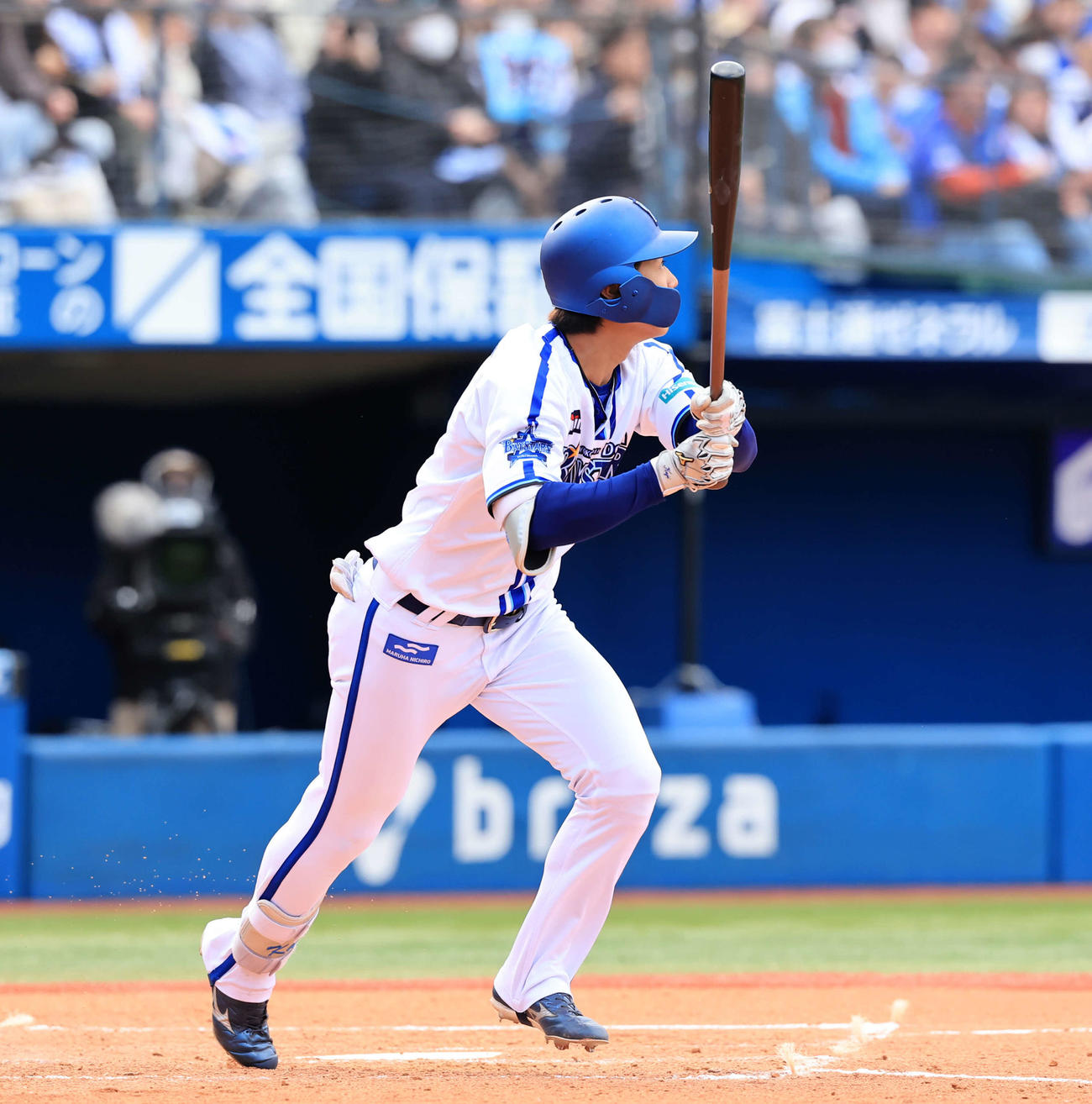 DeNA対西武　2回裏DeNA無死、梶原は先制ソロ本塁打を放つ（撮影・浅見桂子）