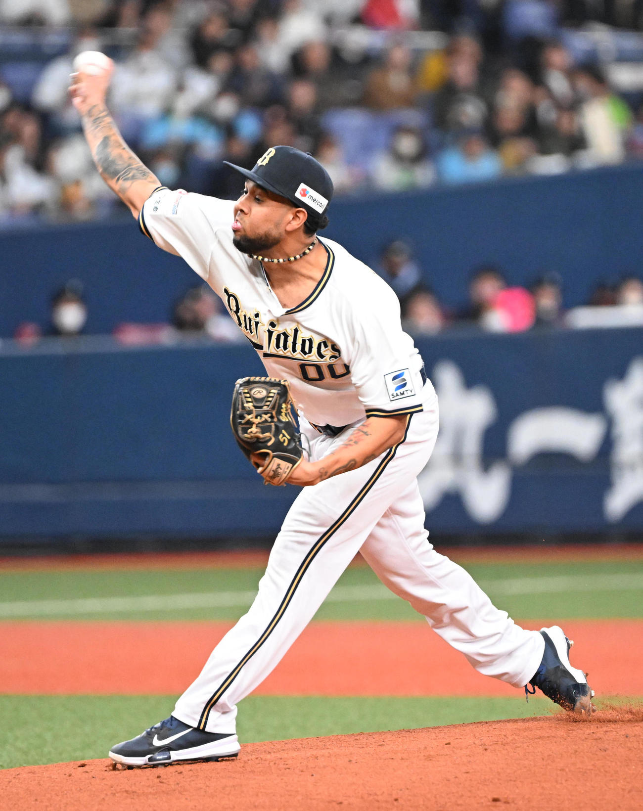 オリックス対ヤクルト　先発するオリックス・エスピノーザ（撮影・和賀正仁）