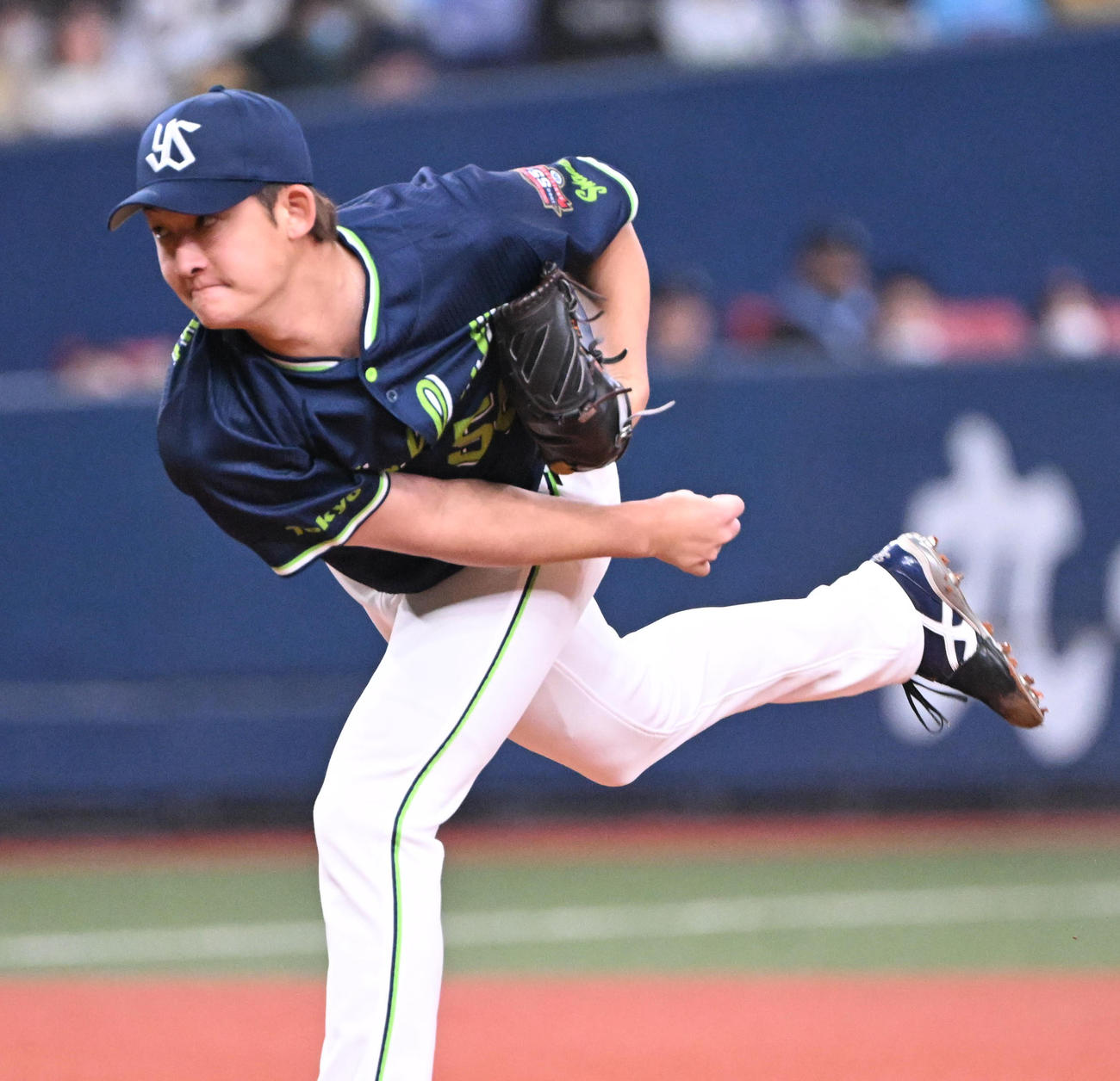 オリックス対ヤクルト　8回に登板するヤクルト阪口（撮影・和賀正仁）