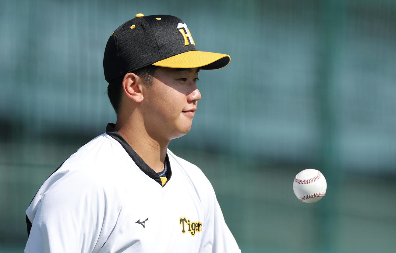 投手指名練習に臨む阪神門別（撮影・前田充）