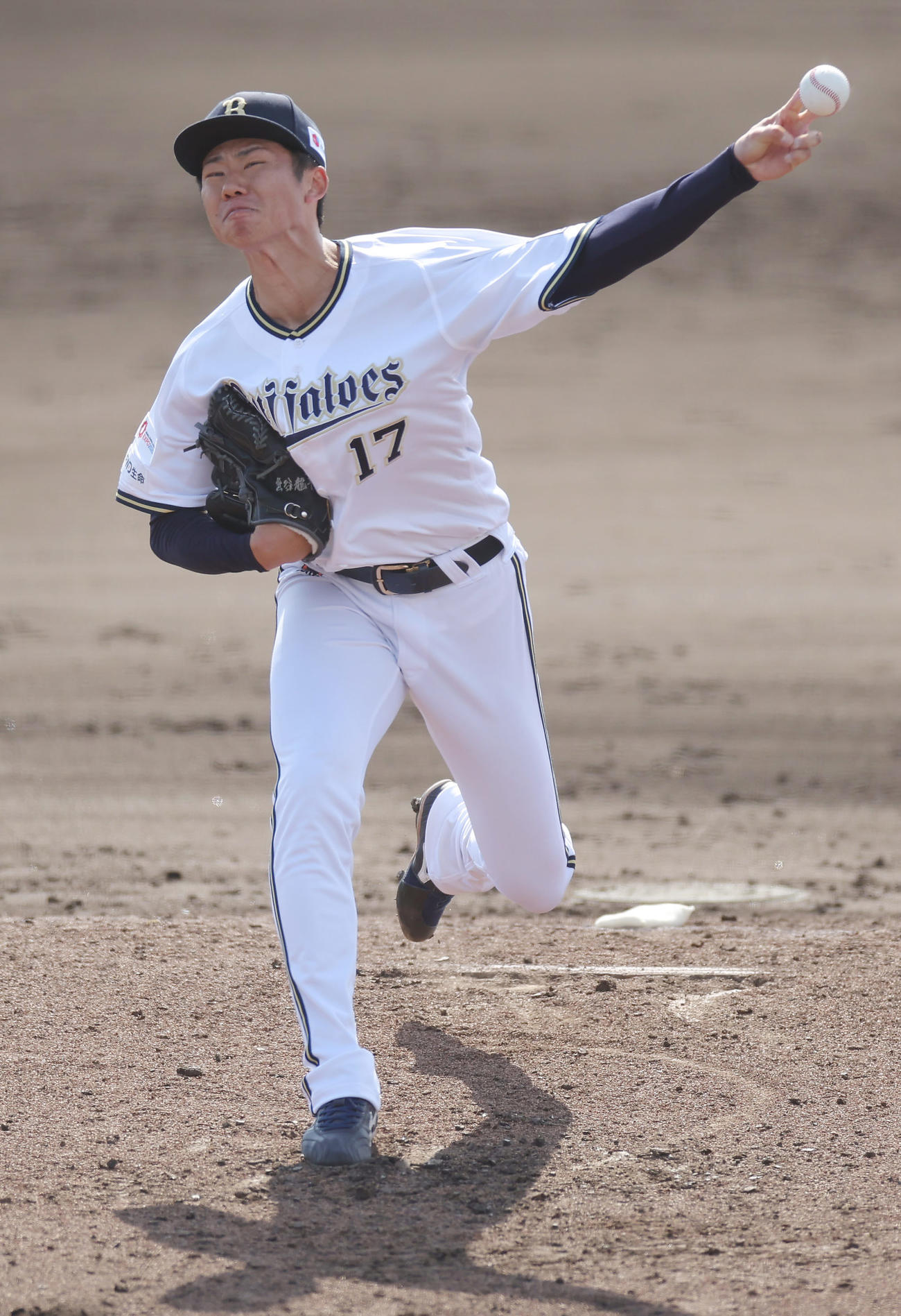教育リーグの広島戦で力投するオリックス曽谷（撮影・前田充）