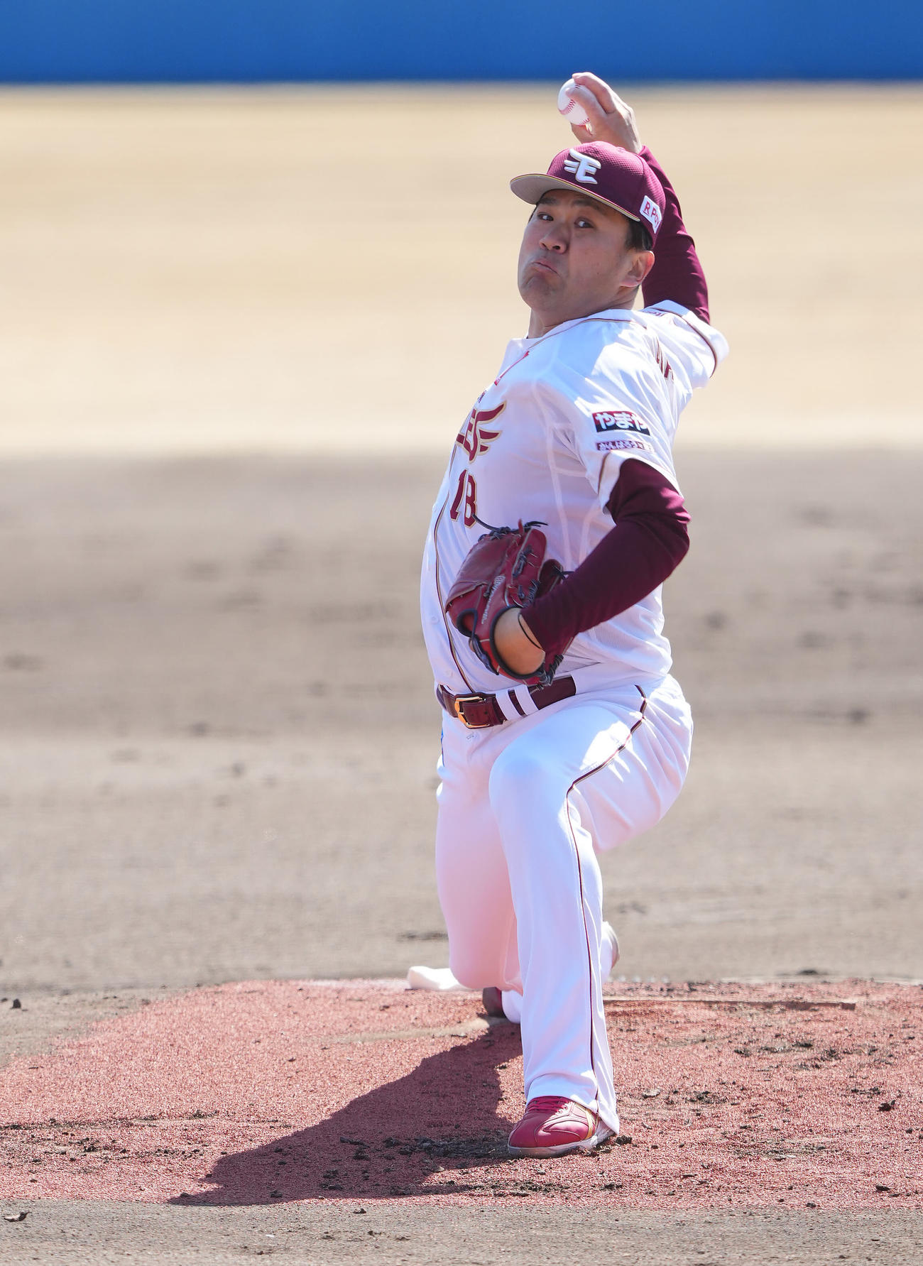 楽天対オリックス　力投する楽天先発の田中将（撮影・垰建太）