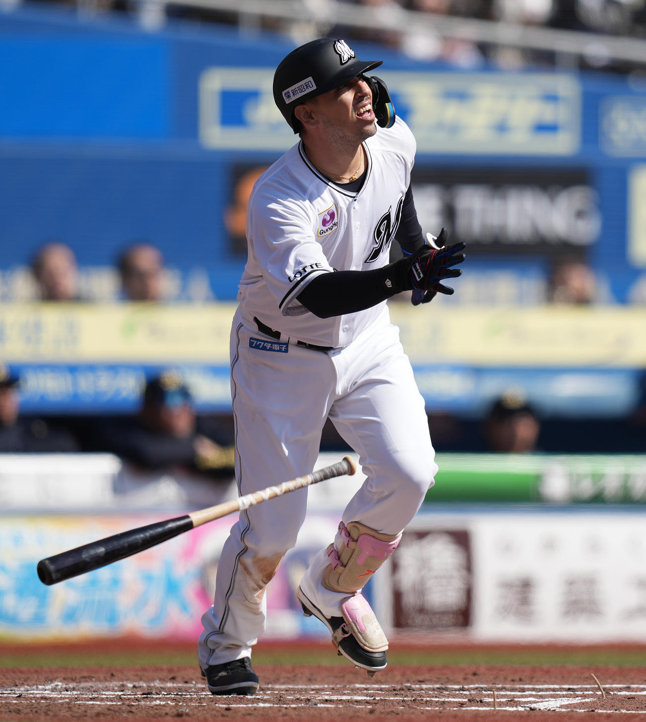 ロッテ対オリックス　2回裏ロッテ2死、右越えソロ本塁打を放つソト（撮影・鈴木みどり）