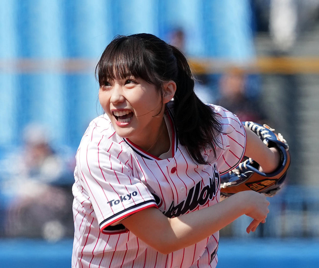 ヤクルト対楽天　始球式を務めた田中美久（撮影・たえ見朱実）
