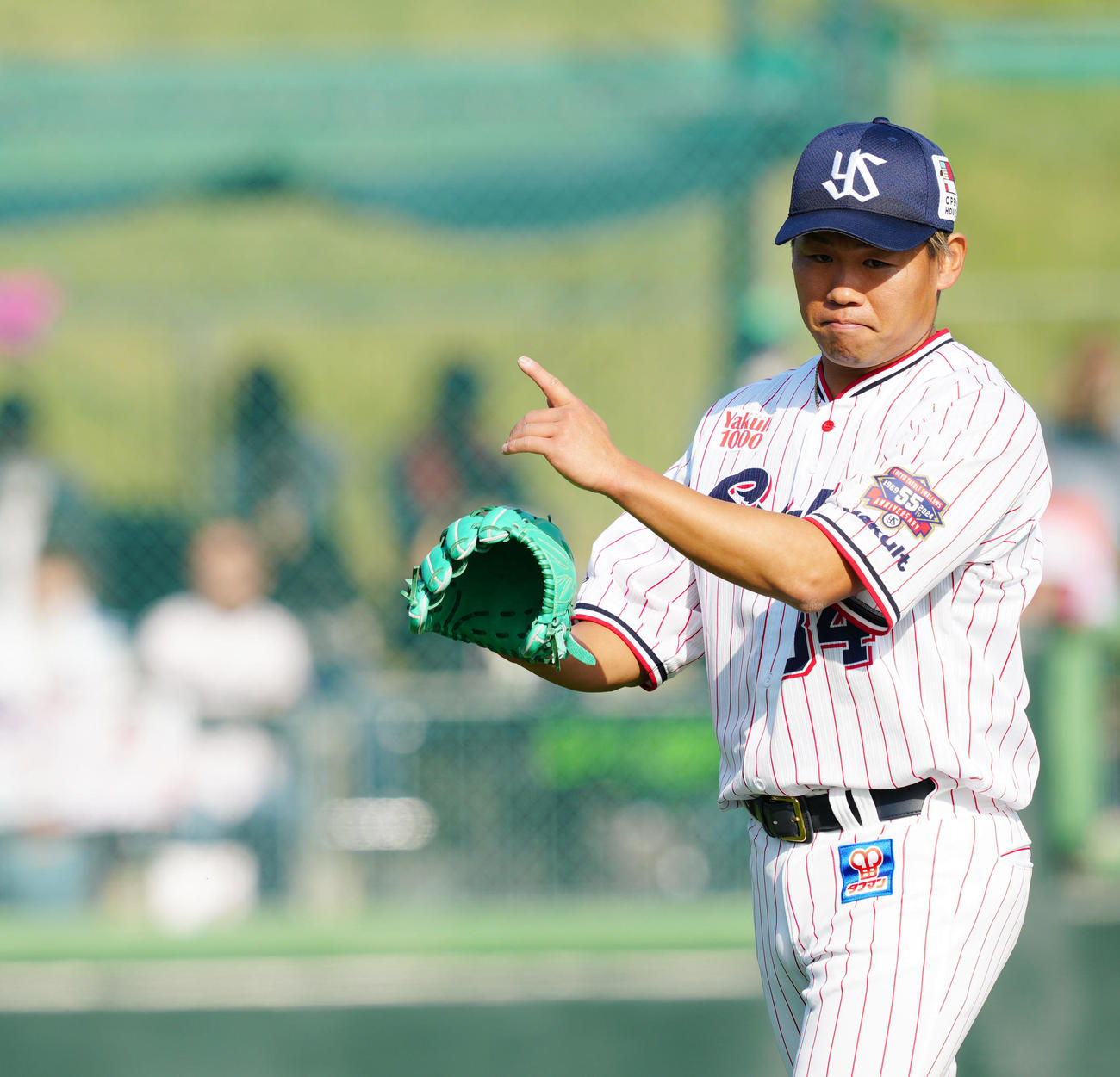 ヤクルト対オイシックス　9回表終了後、ベンチに引き揚げるヤクルト5番手の田口（撮影・江口和貴）