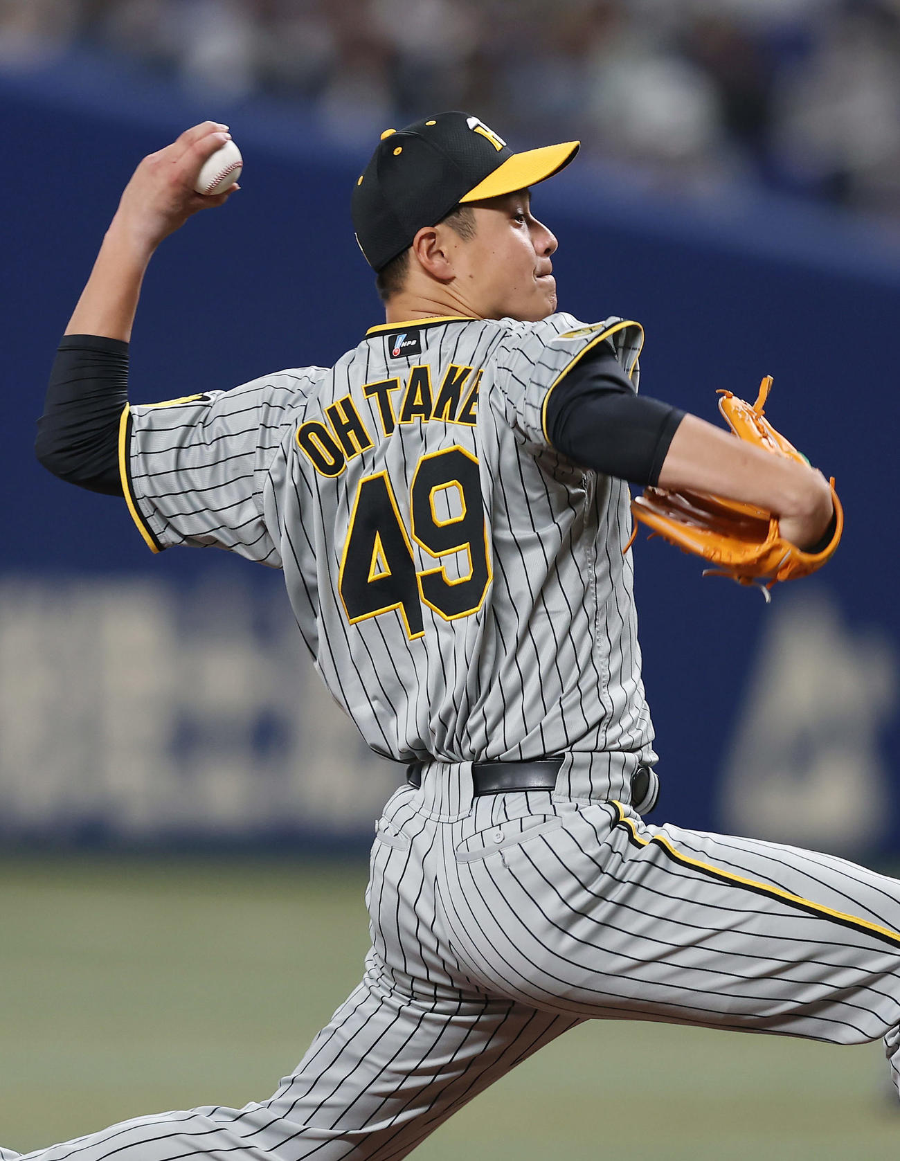 中日対阪神　力投する阪神先発の大竹（撮影・前田充）