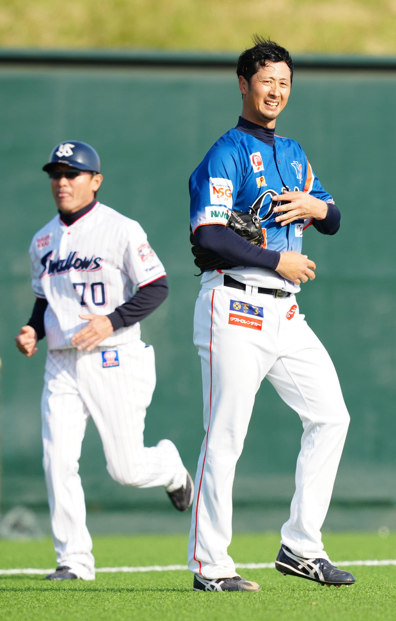ヤクルト対オイシックス　9回裏ヤクルト2死満塁、鈴木にサヨナラ適時打を浴びた吉田（撮影・江口和貴）