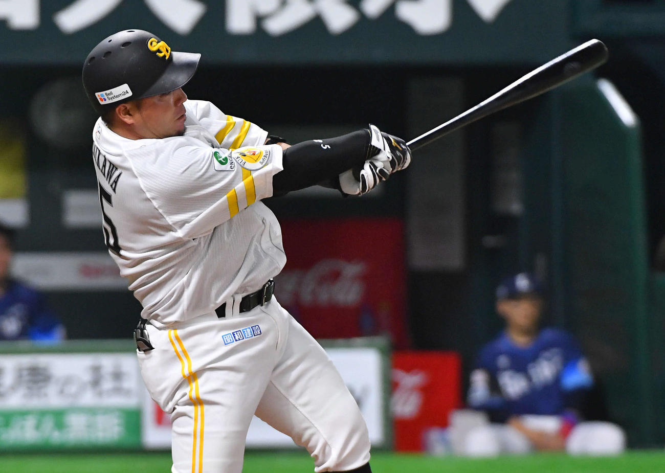 ソフトバンク対西武　1回裏ソフトバンク1死三塁、山川は勝ち越しの左前適時打を放つ（撮影・岩下翔太）