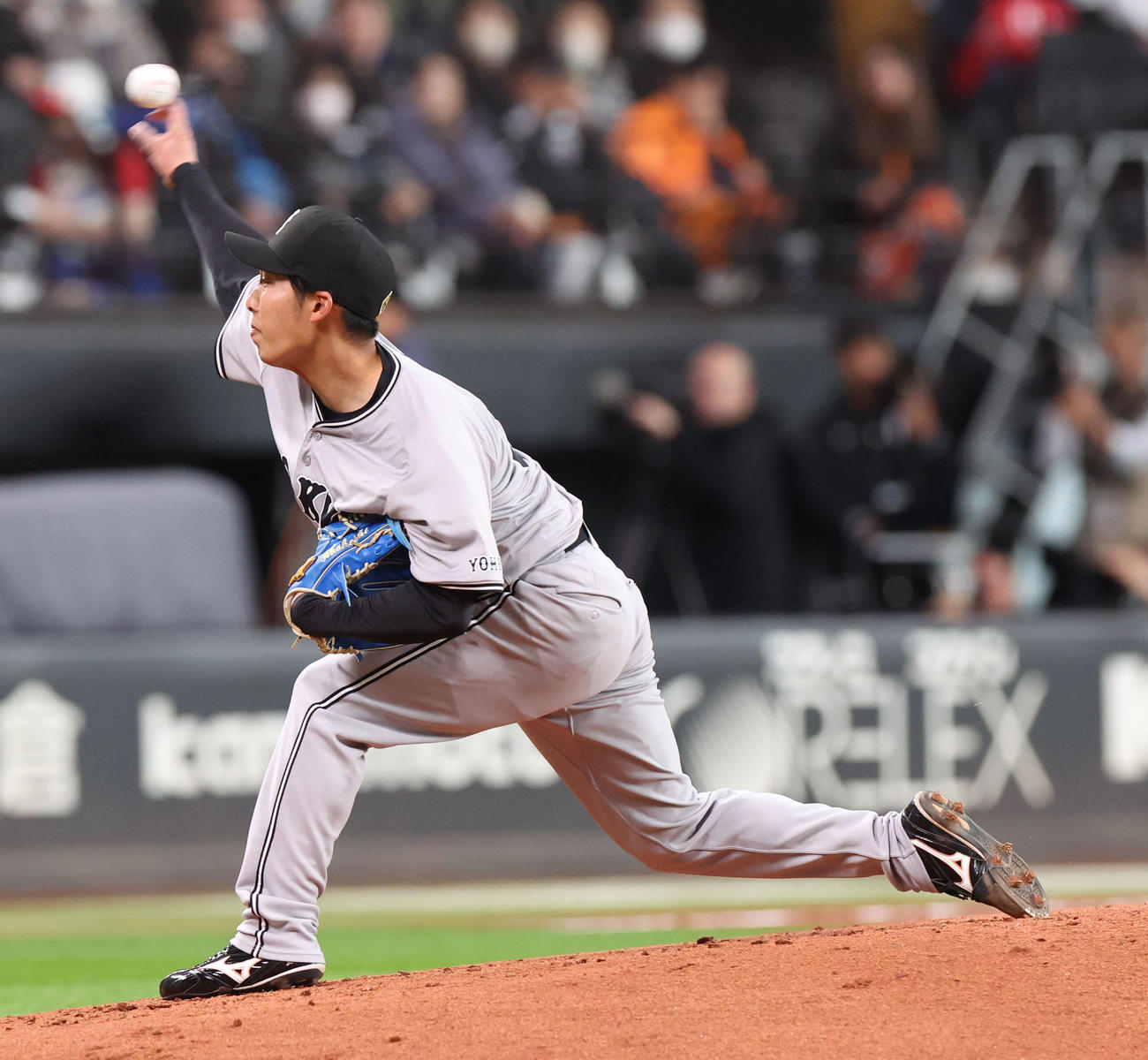 日本ハム対巨人　巨人先発の赤星（撮影・佐藤翔太）