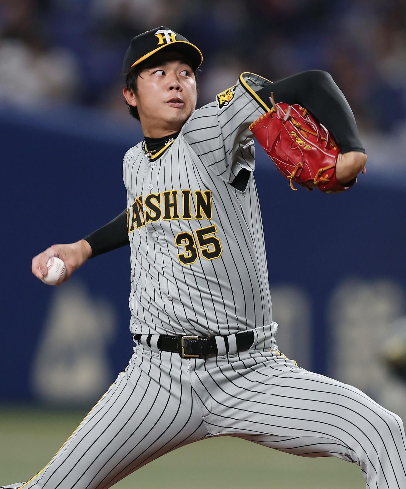中日対阪神　力投する阪神先発の才木。打者中田（撮影・前田充）